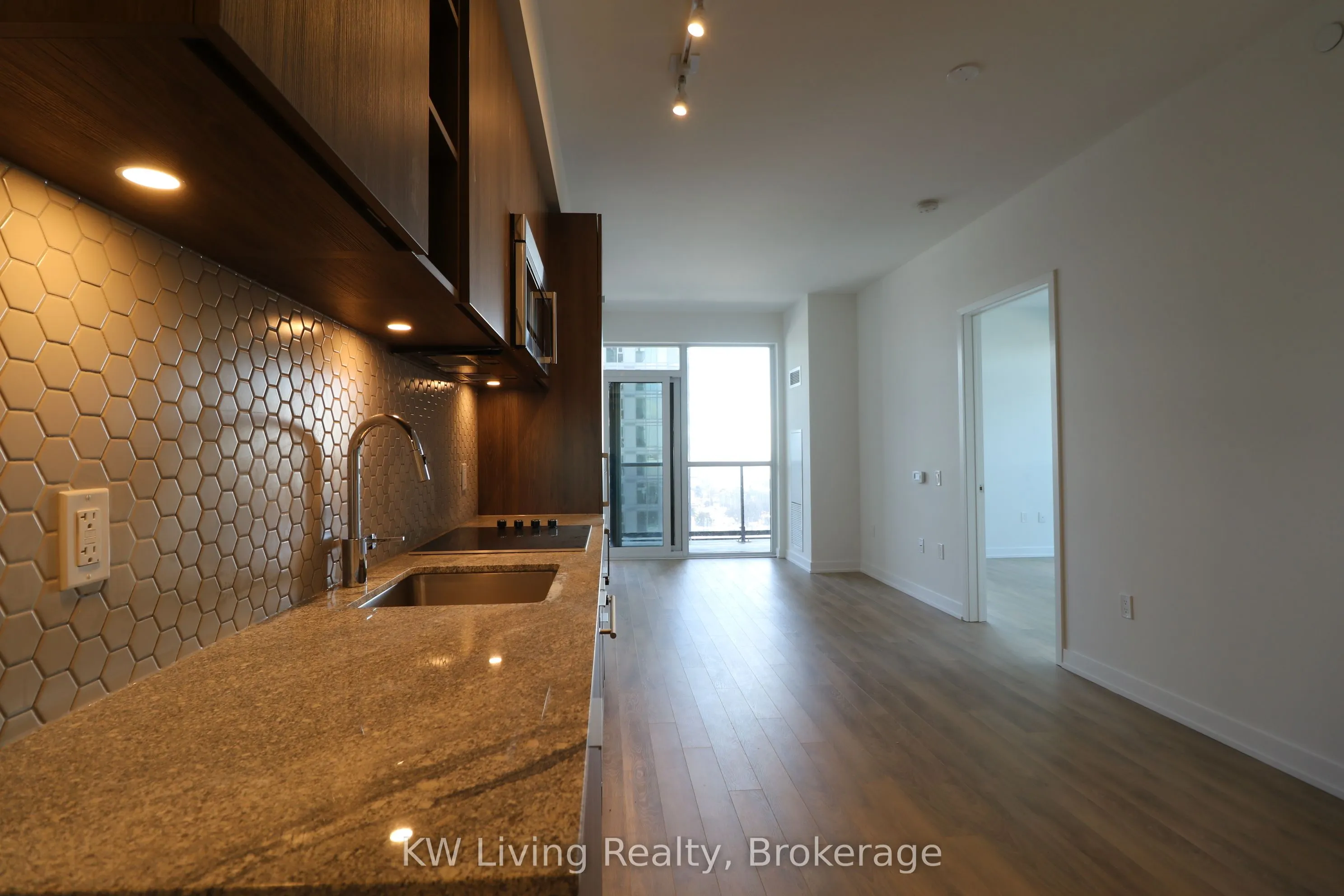 50 Ordnance Street, #1402