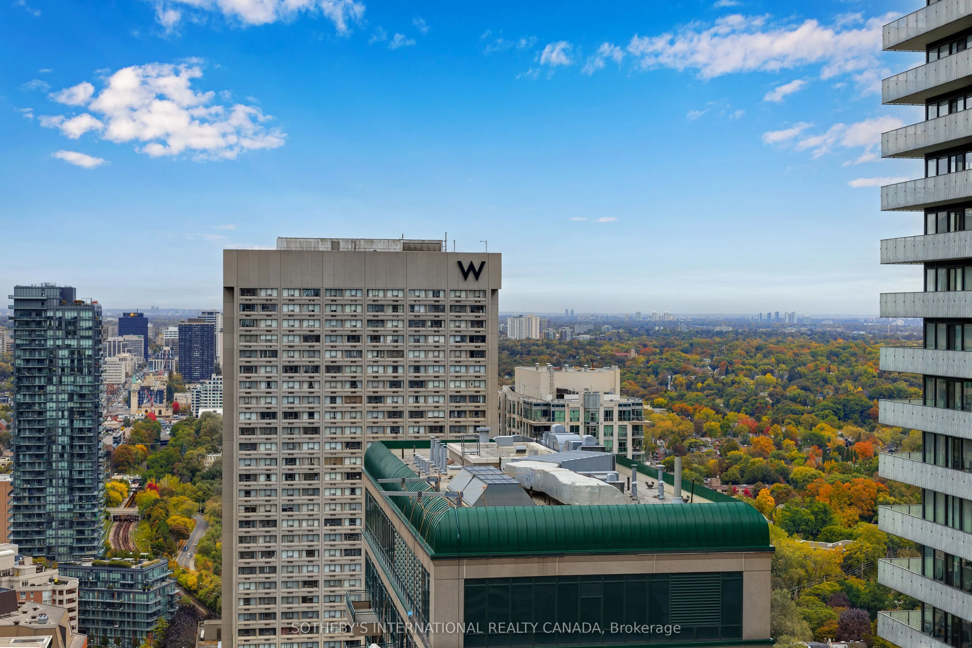 33 Charles Street E, #3807