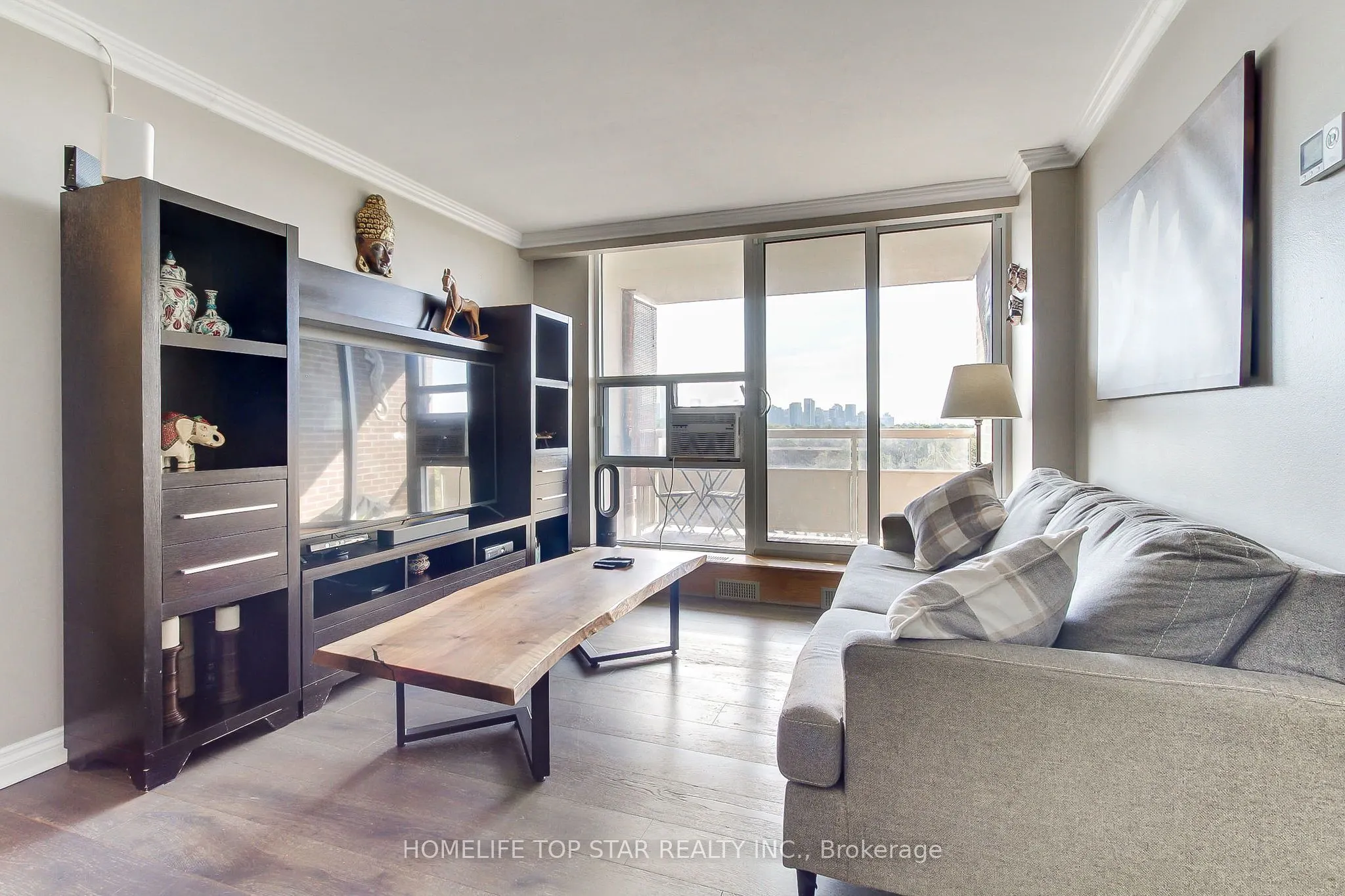 175 Hilda Ave Avenue, #703