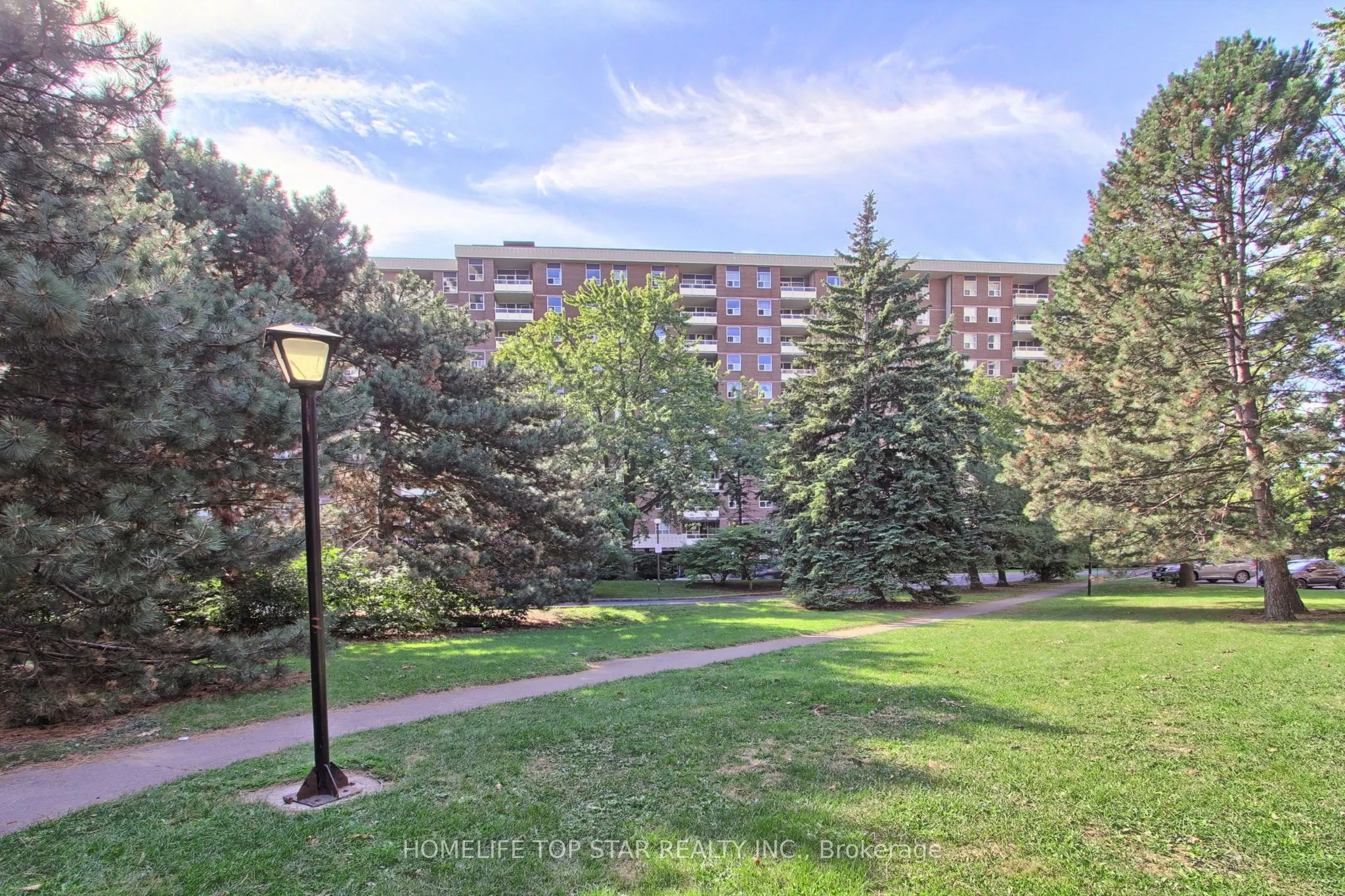 175 Hilda Ave Avenue, #703