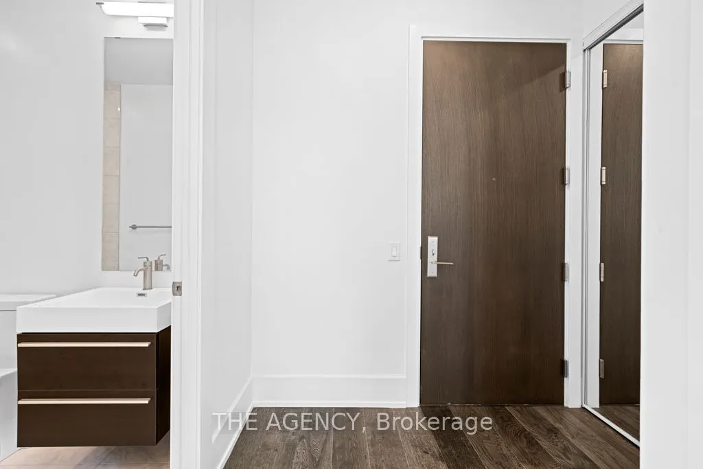 39 Roehampton Avenue, #4506