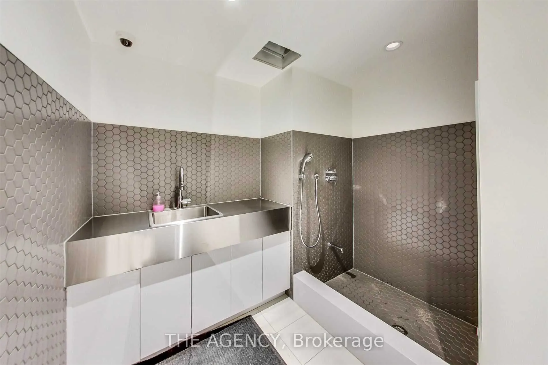 39 Roehampton Avenue, #4506
