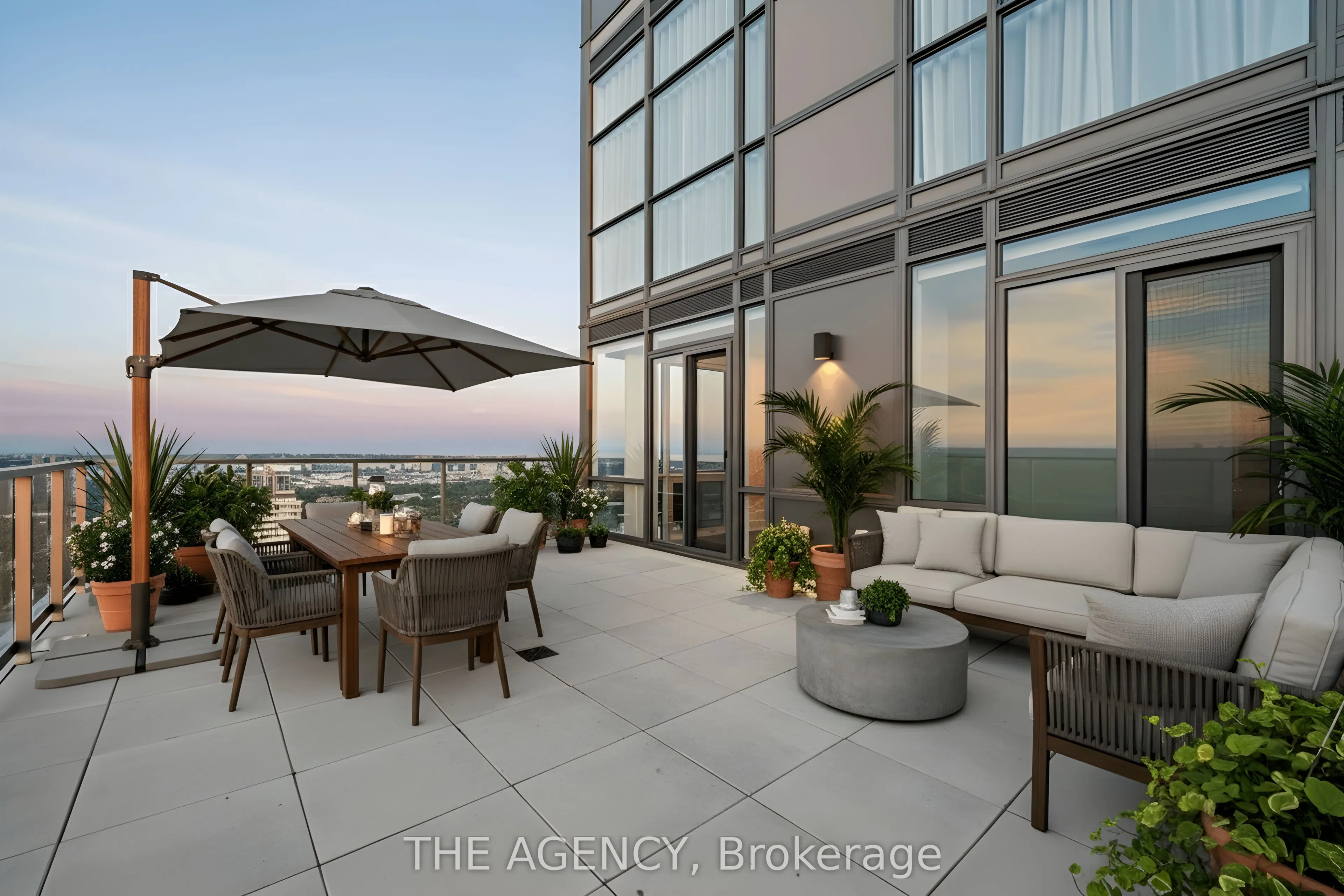 39 Roehampton Avenue, #4506