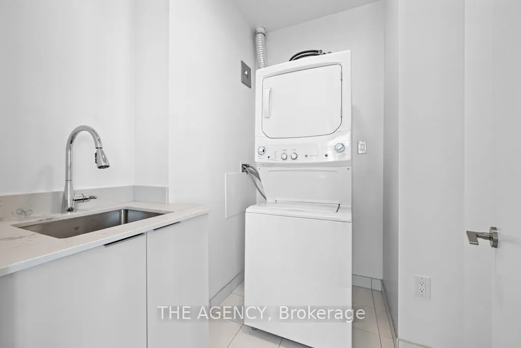 39 Roehampton Avenue, #4506