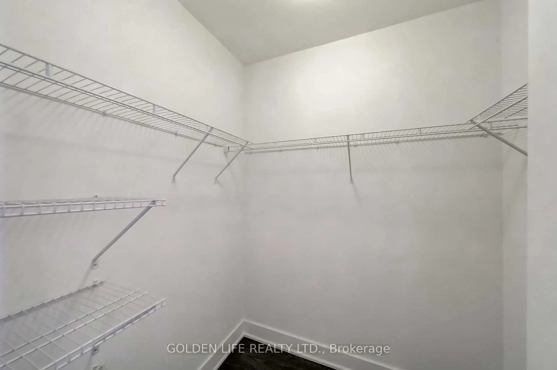 955 Bay Street, #3802