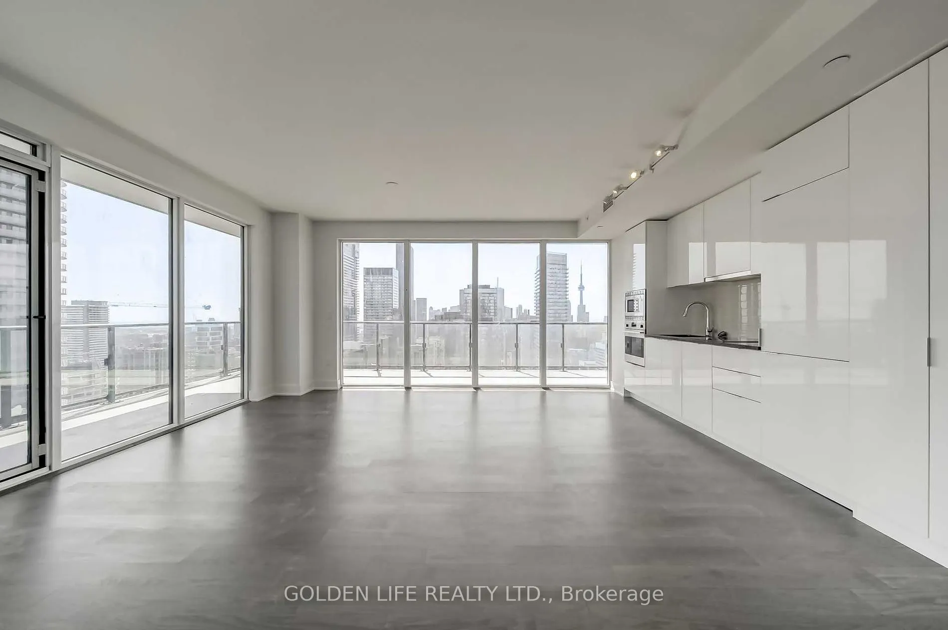 955 Bay Street, #3802
