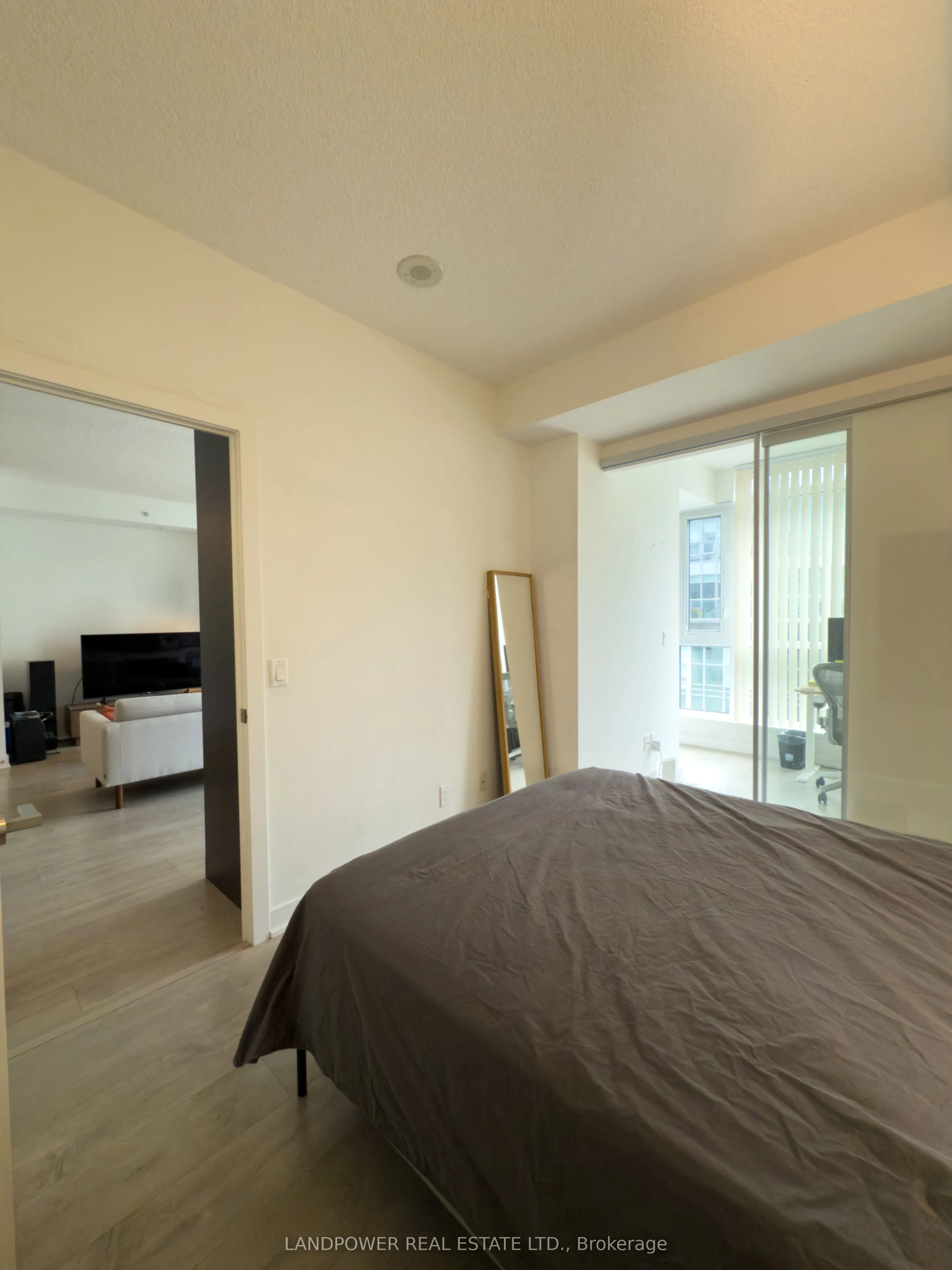 30 Nelson Street, #1205