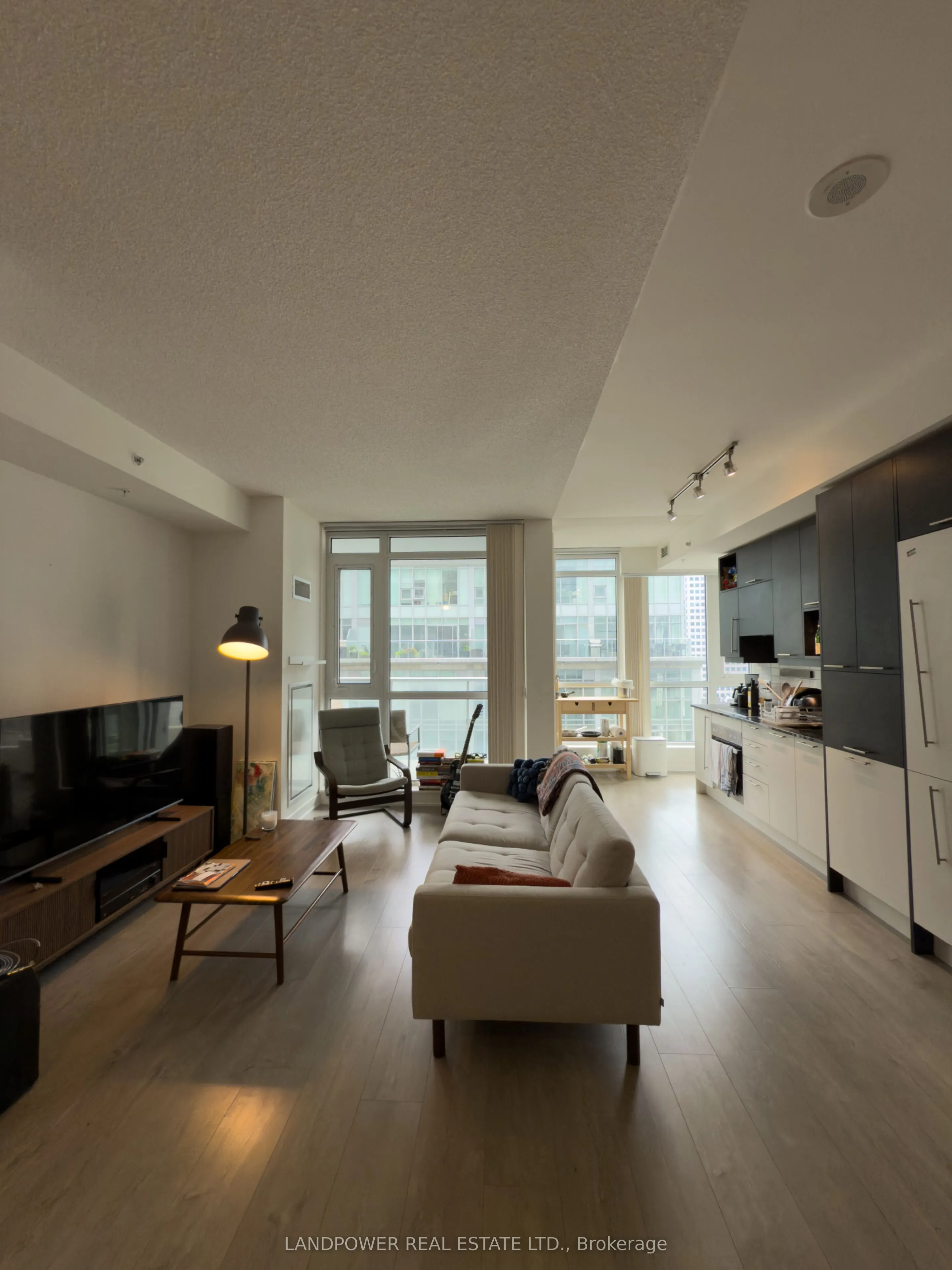 30 Nelson Street, #1205
