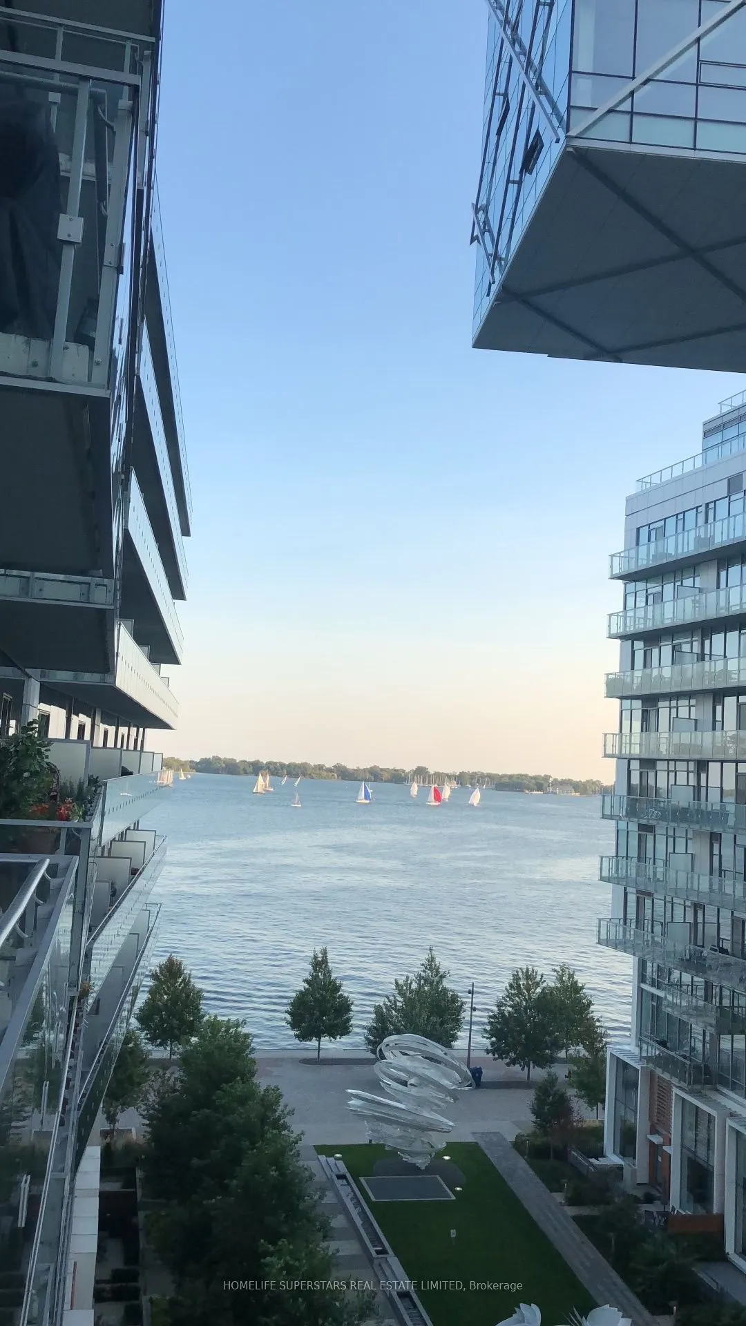39 Queens Quay E, #705