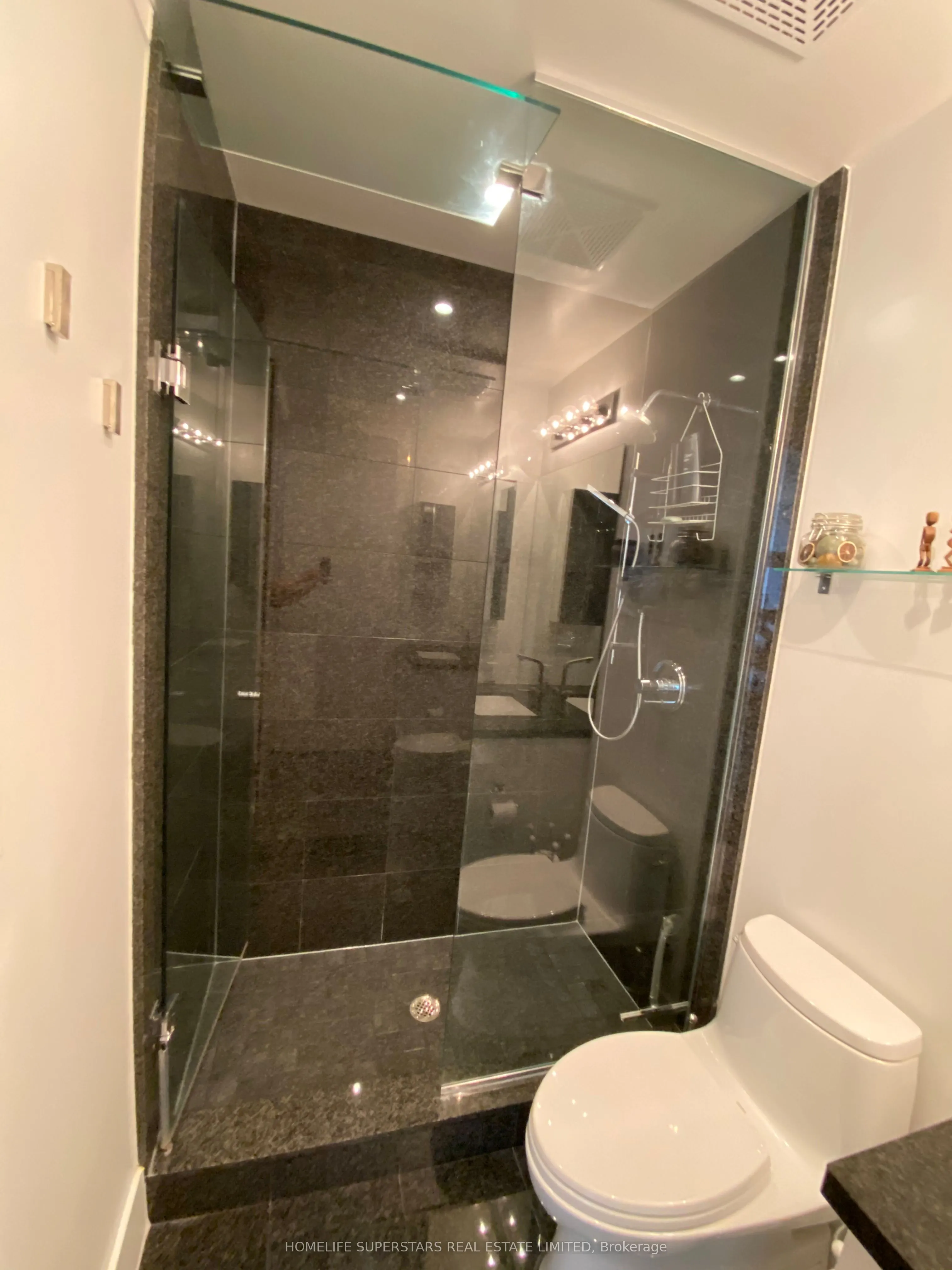 39 Queens Quay E, #705
