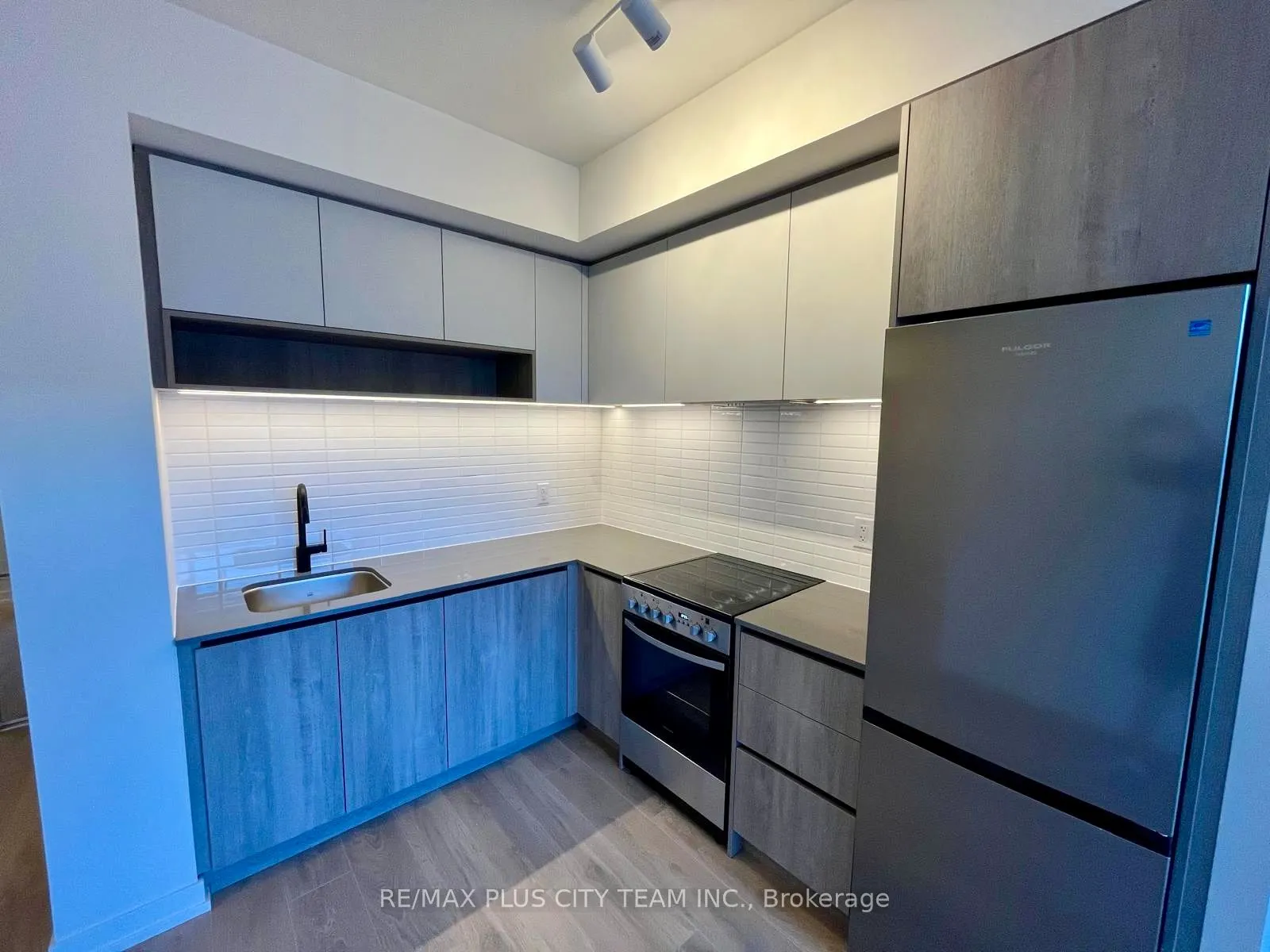 181 Sterling Road, #202