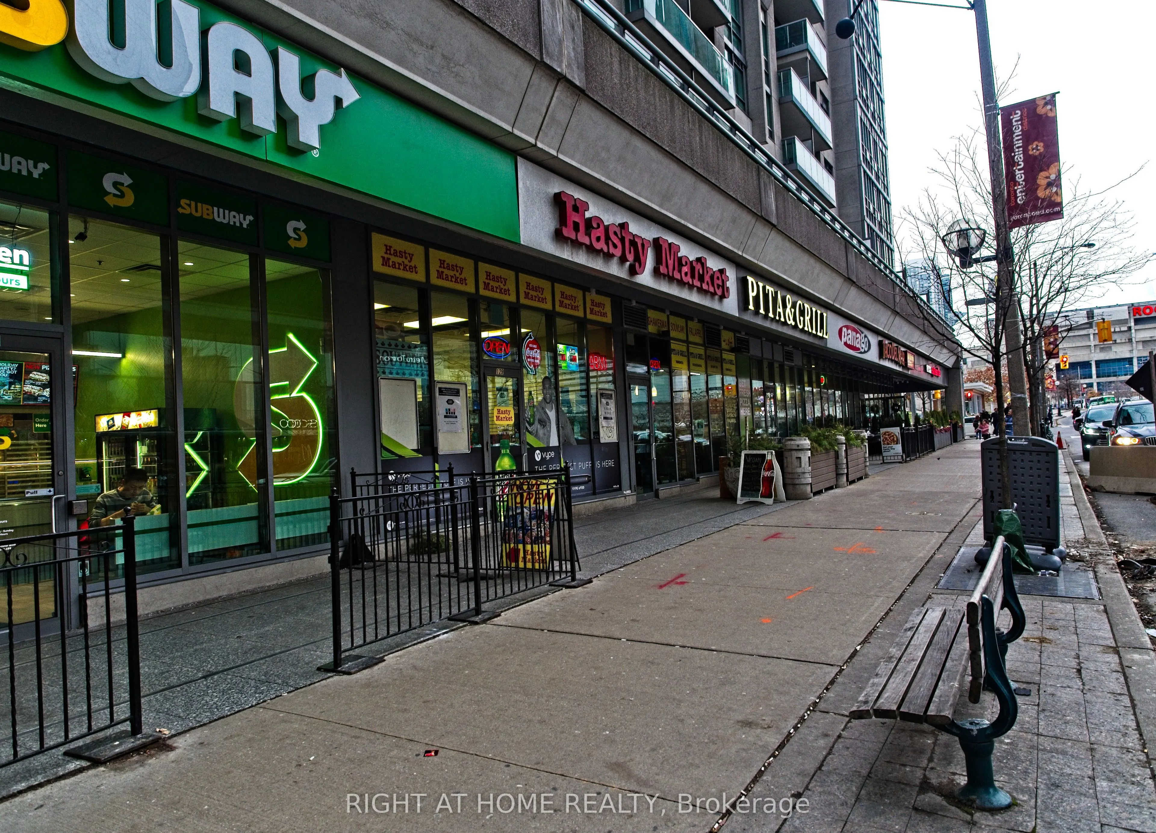 12 York Street, #1905