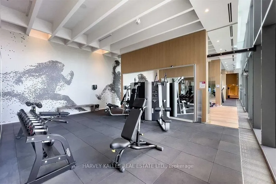 8 Hillsdale Avenue E, #827