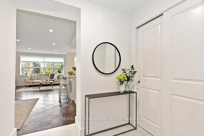 2 Ridelle Avenue, #103