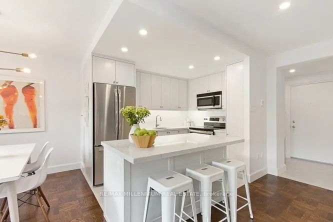 2 Ridelle Avenue, #103