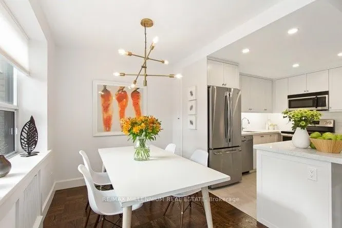 2 Ridelle Avenue, #103