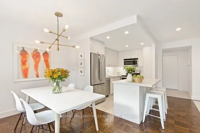 2 Ridelle Avenue, #103