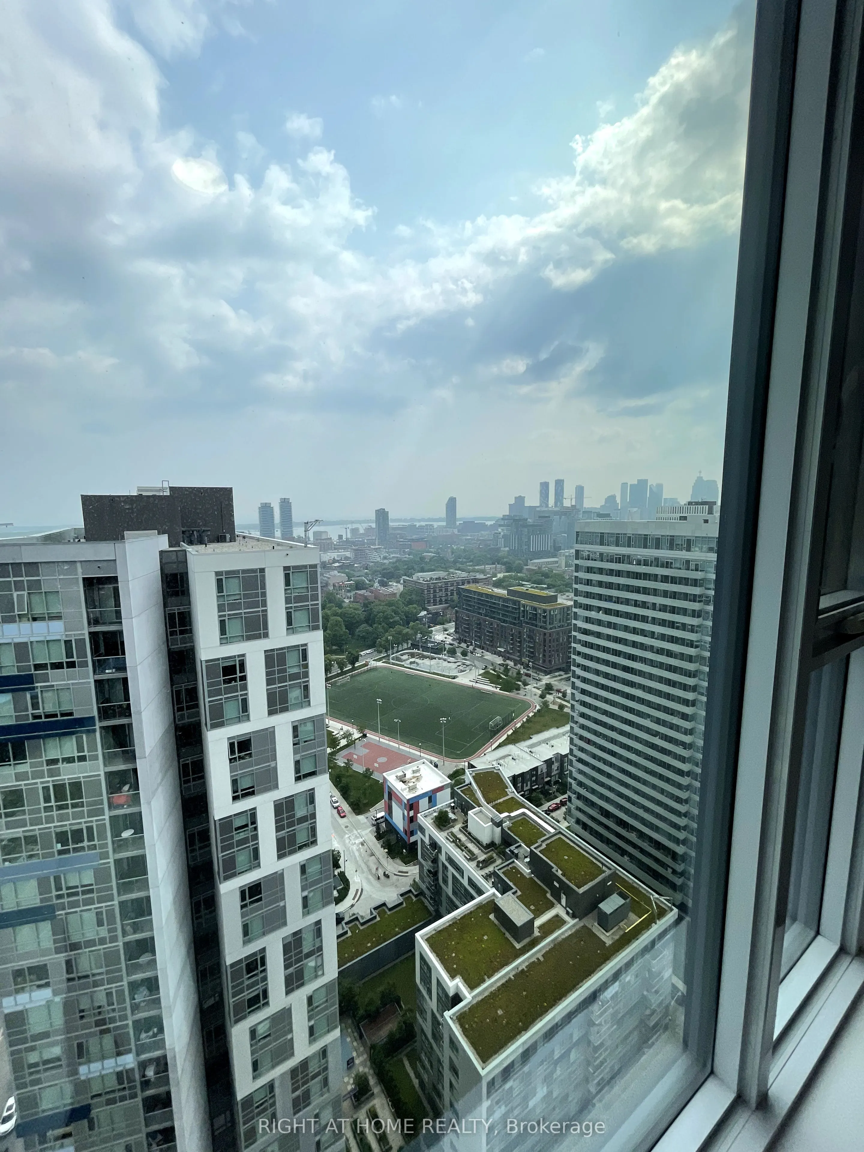 130 River Street, #2902