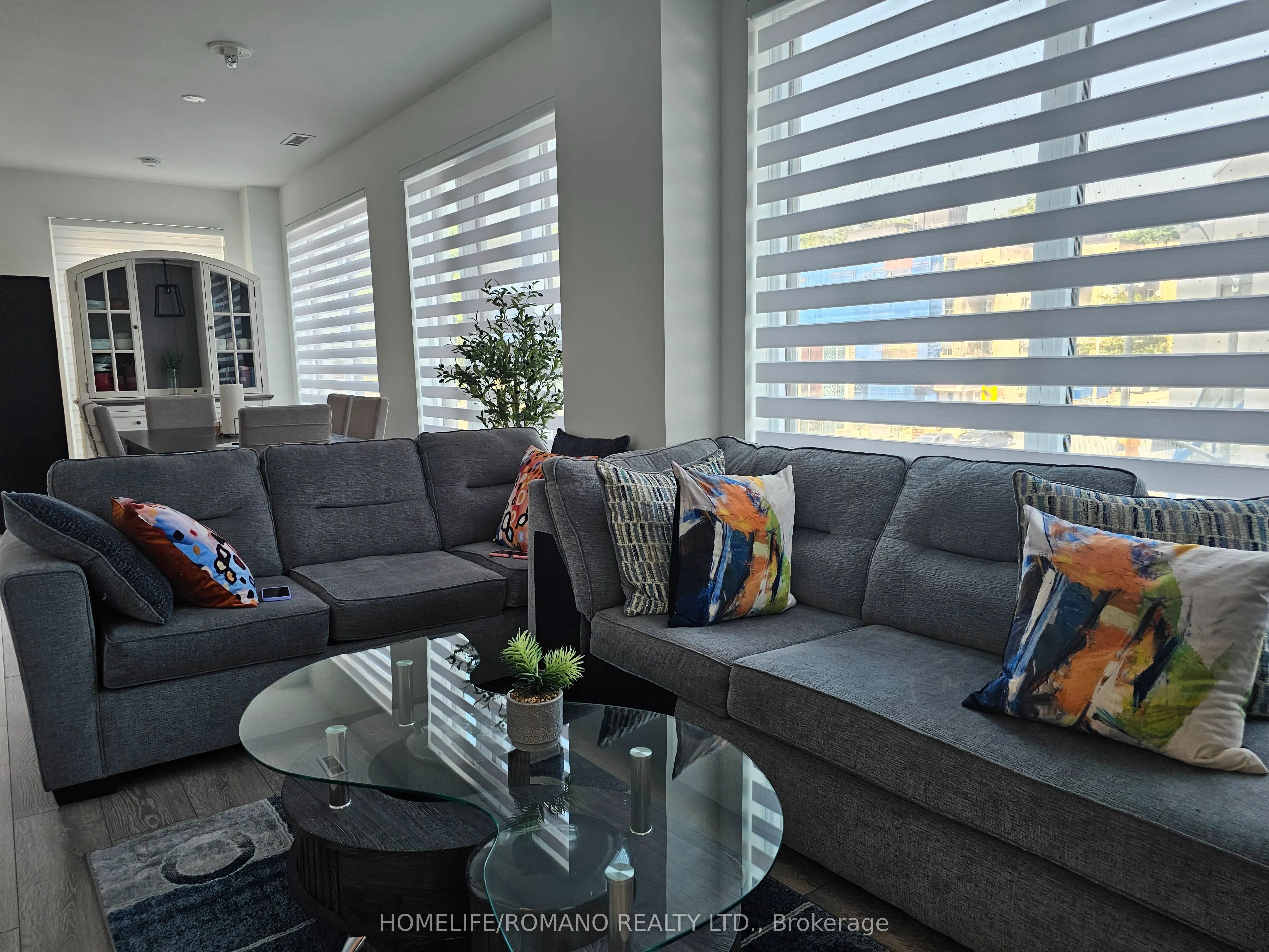 2020 Bathurst Street, #332