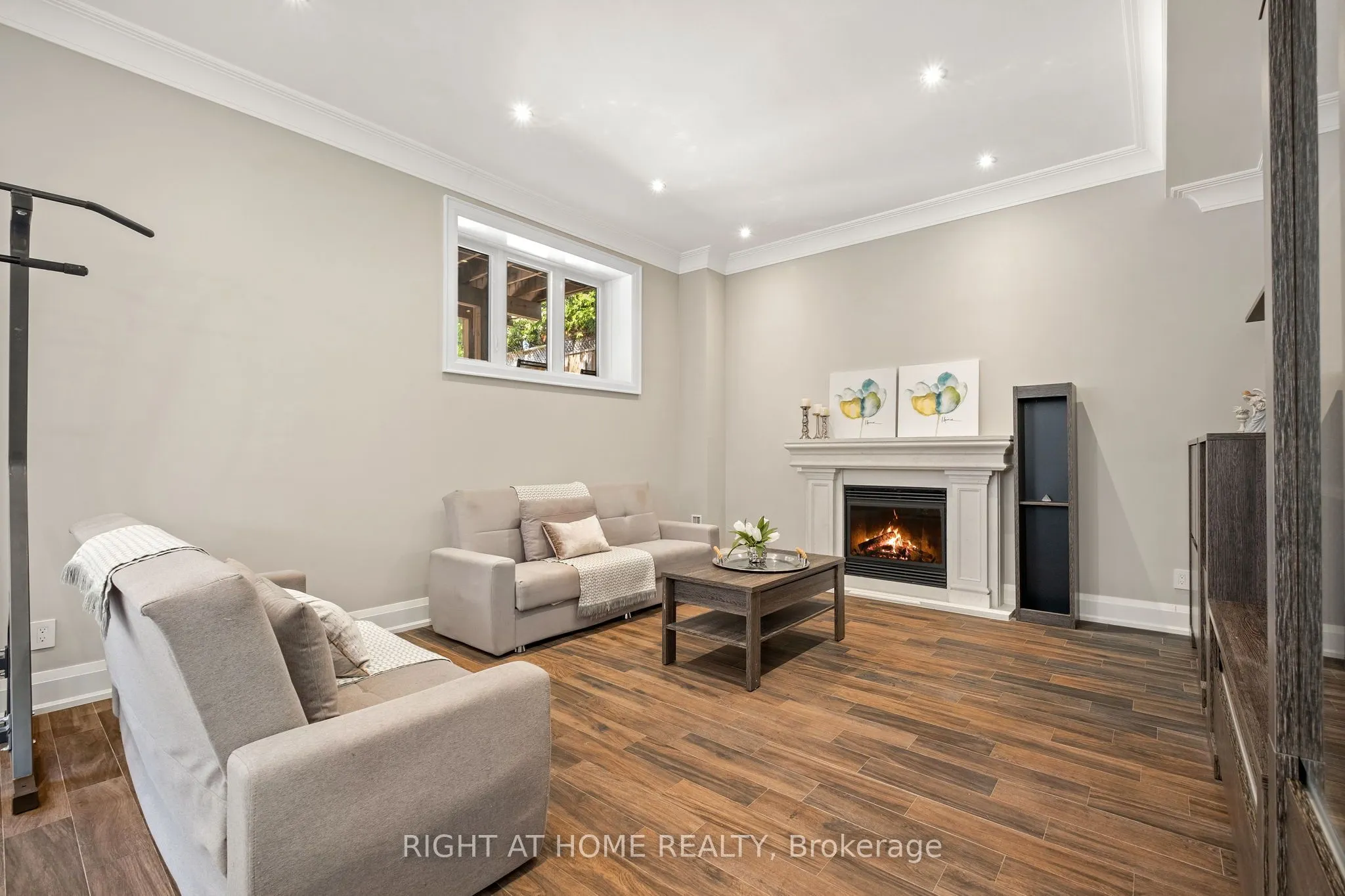 316 Churchill Avenue
