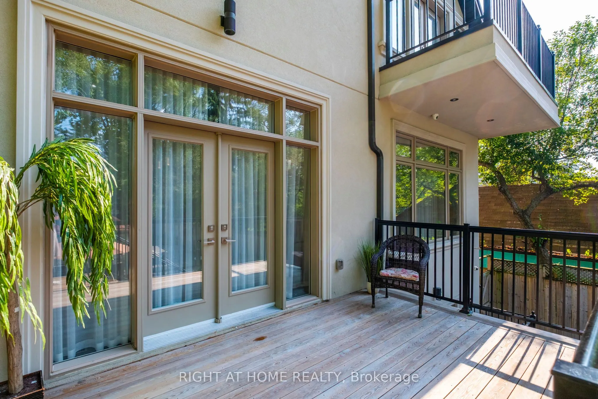 316 Churchill Avenue