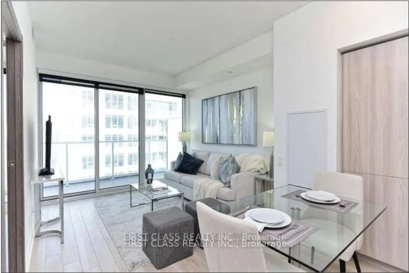 17 Bathurst Street, #4103