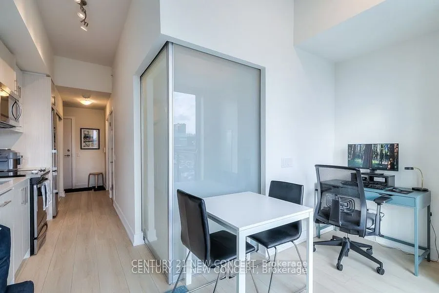 128 Fairview Mall Drive, #402
