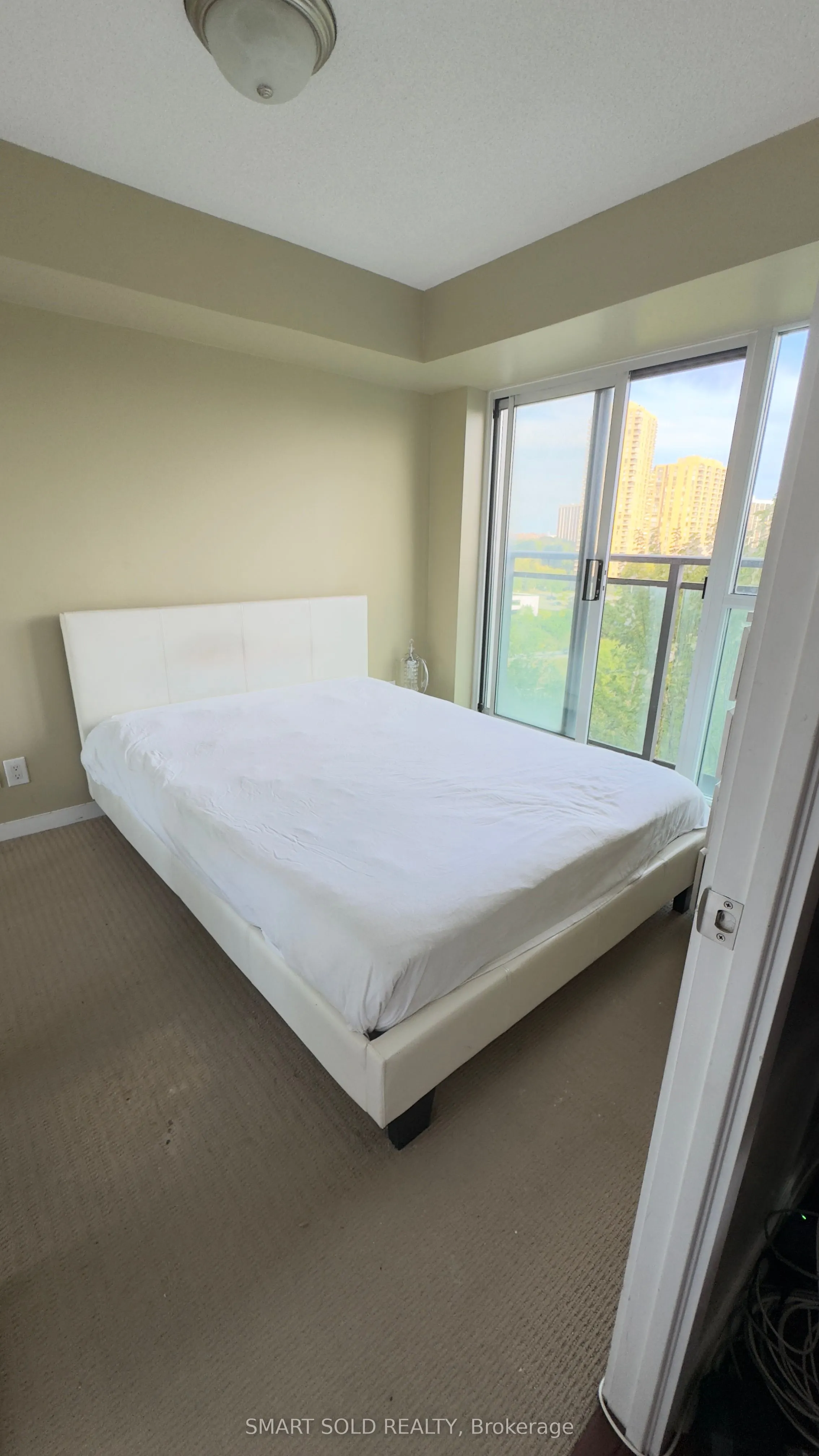 120 Dallimore Circle N, #710