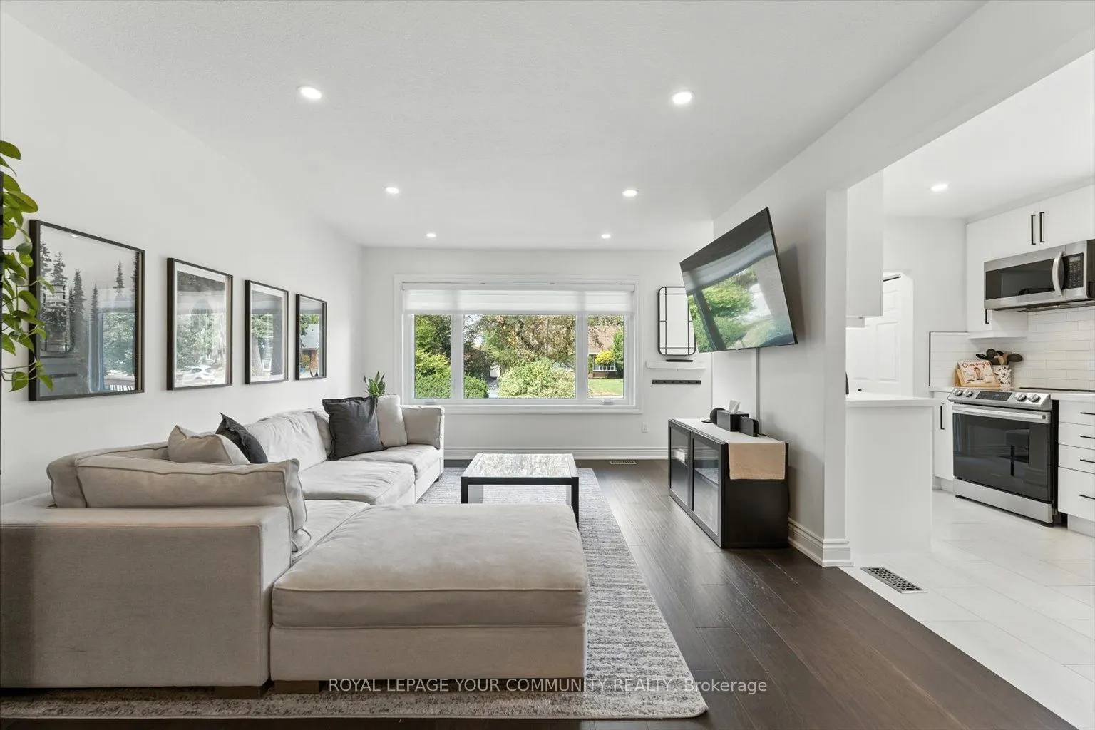 33 Murellen Crescent
