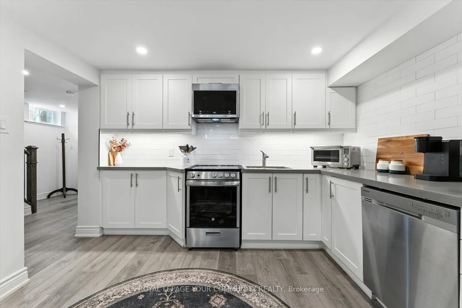 33 Murellen Crescent