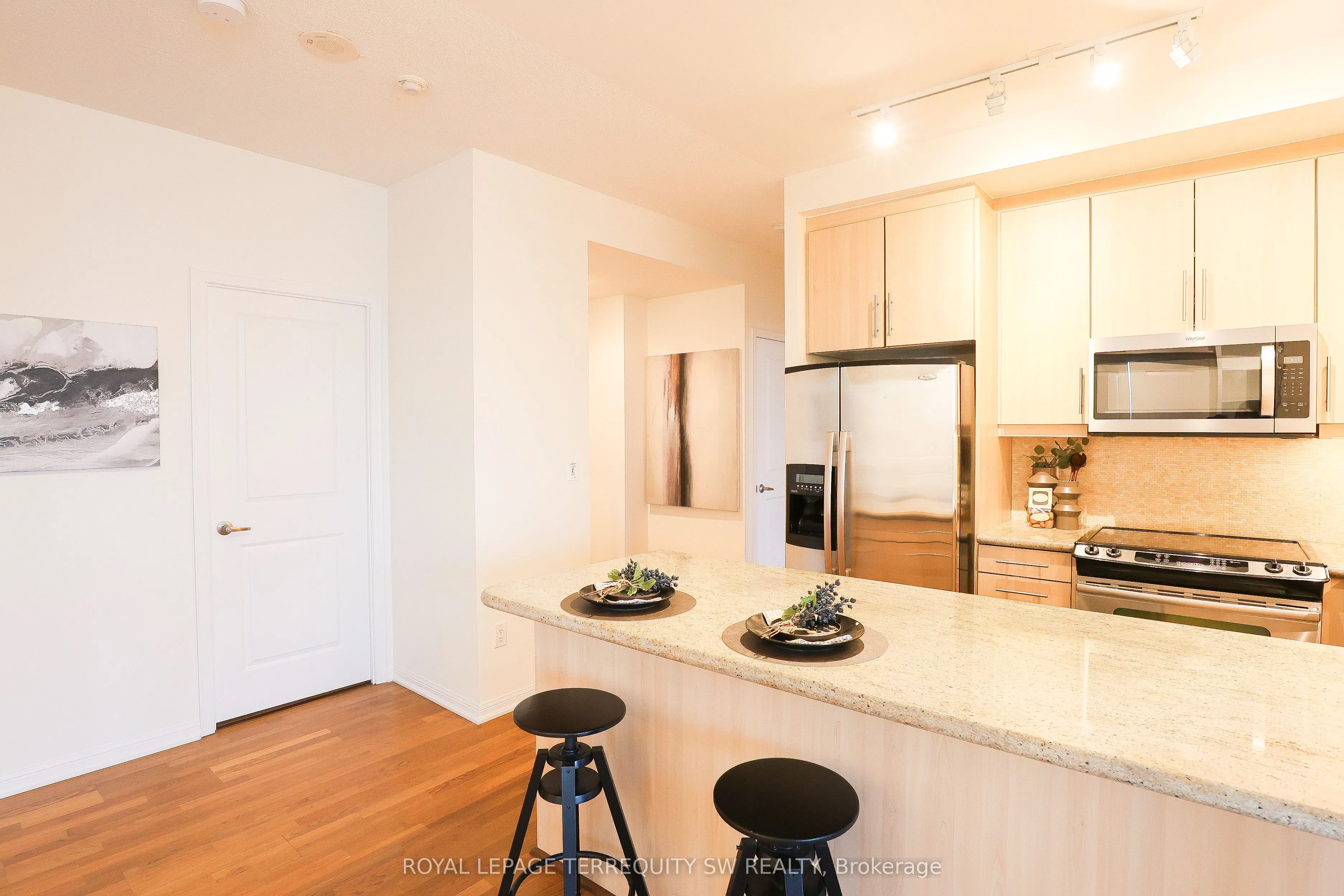 628 Fleet Street, #2806