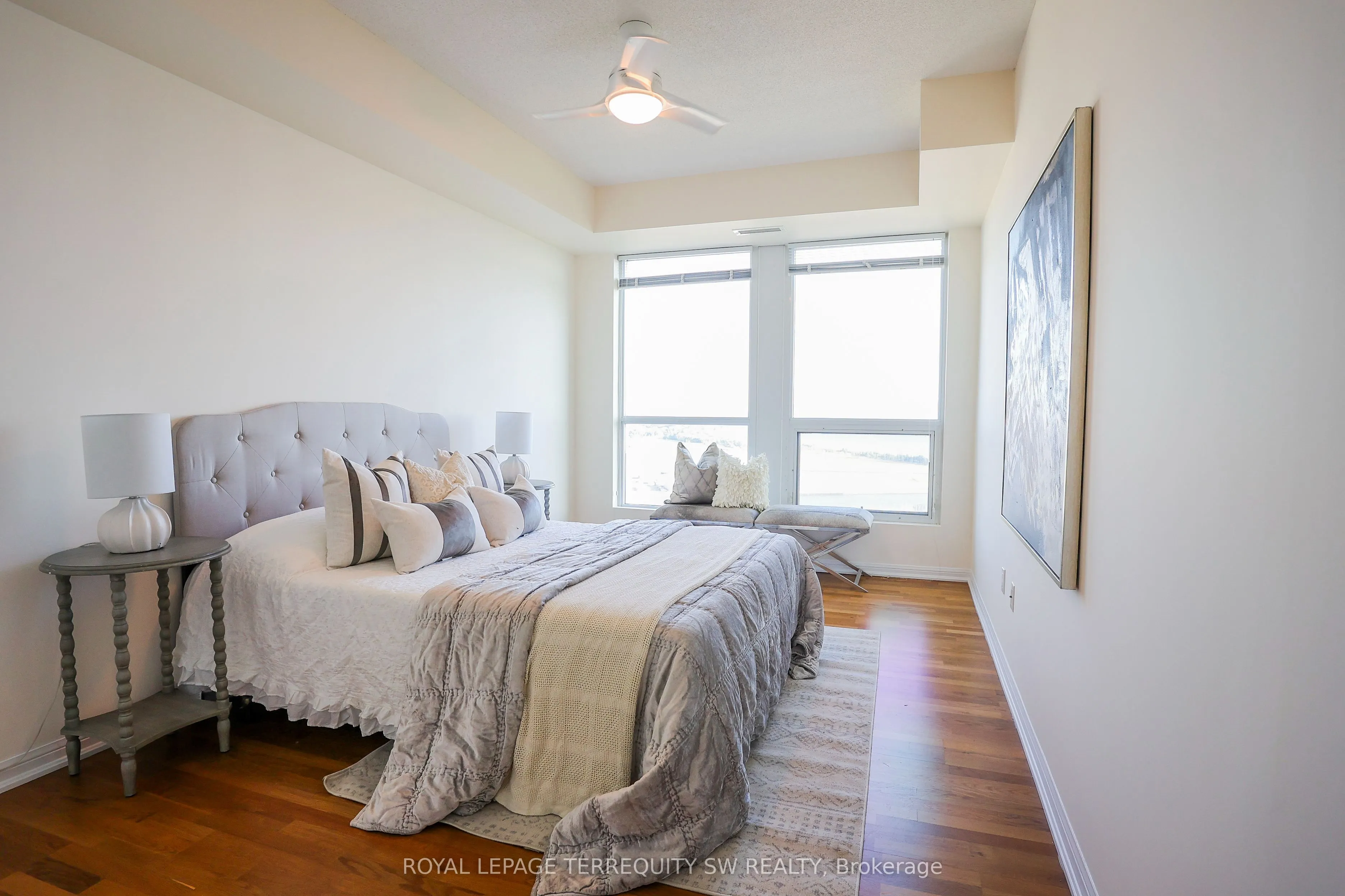 628 Fleet Street, #2806