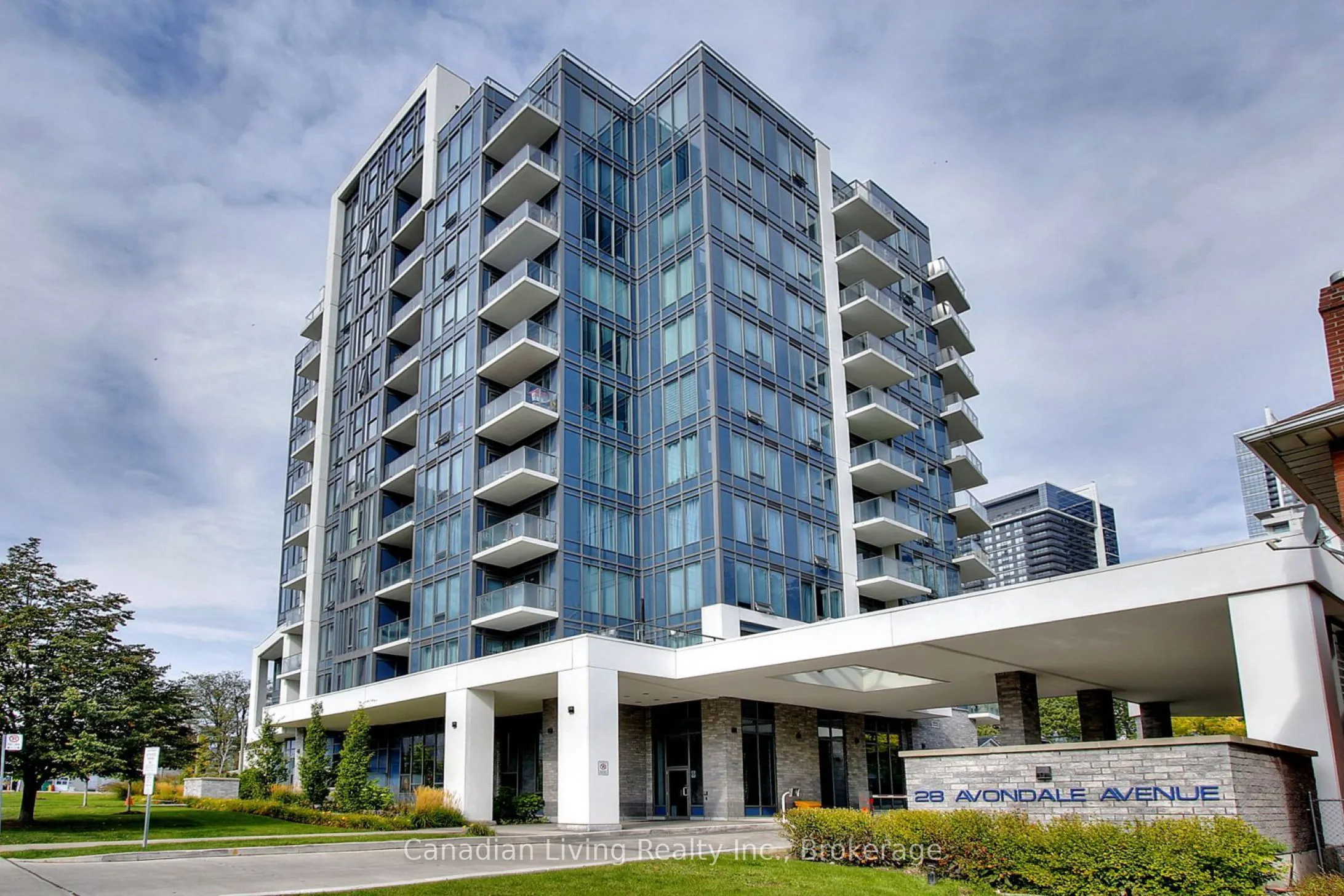 28 Avondale Avenue, #907