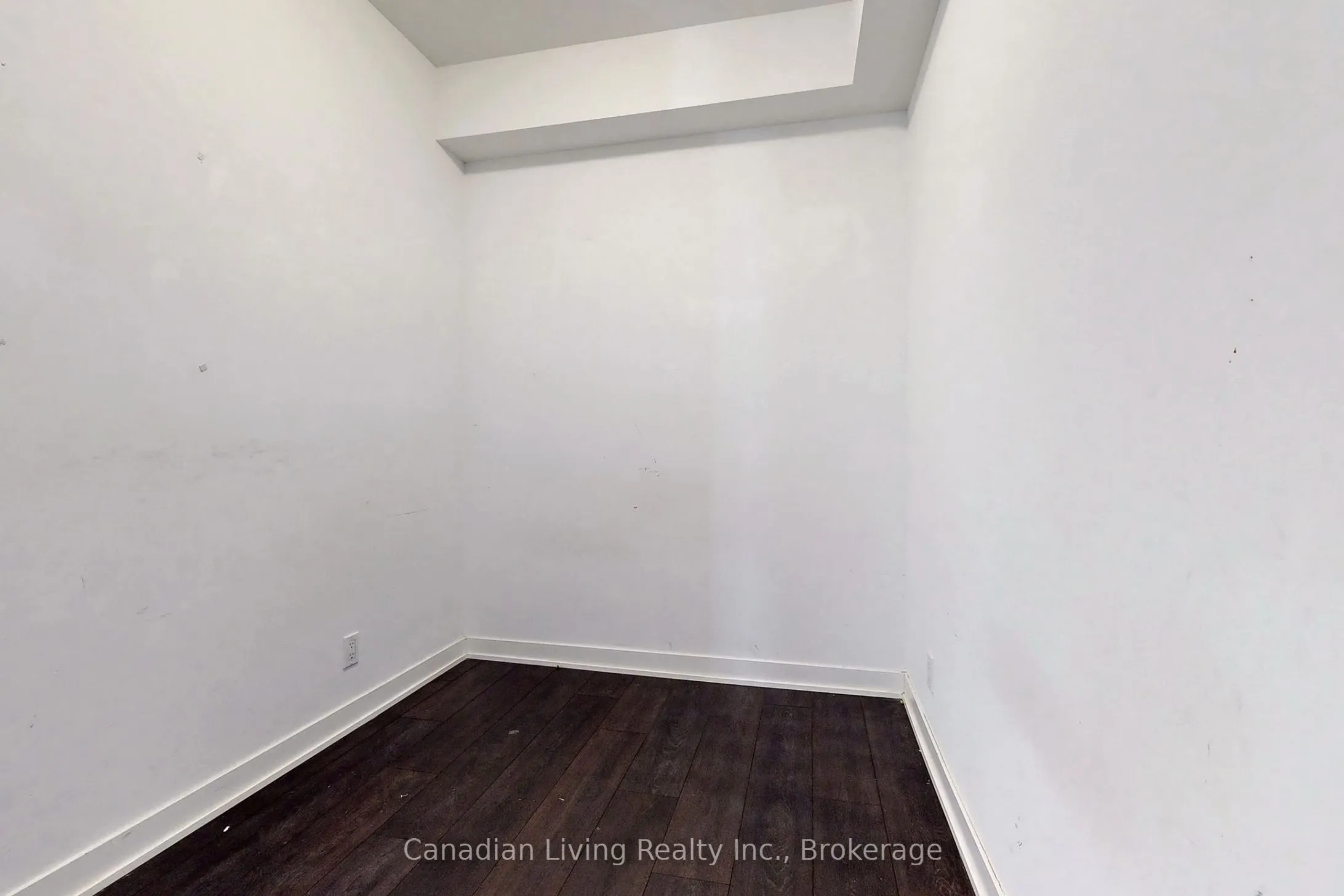 28 Avondale Avenue, #907