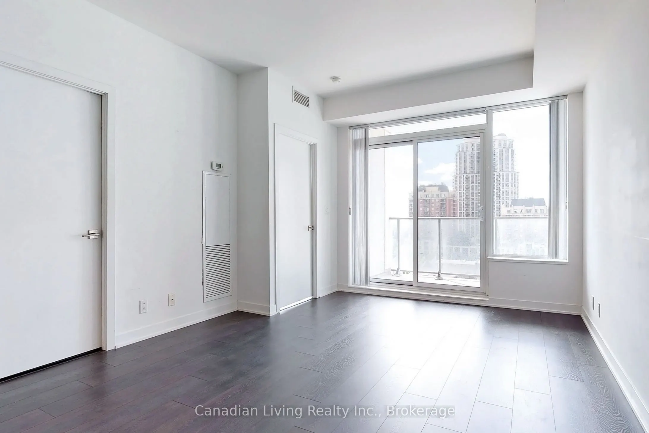 28 Avondale Avenue, #907