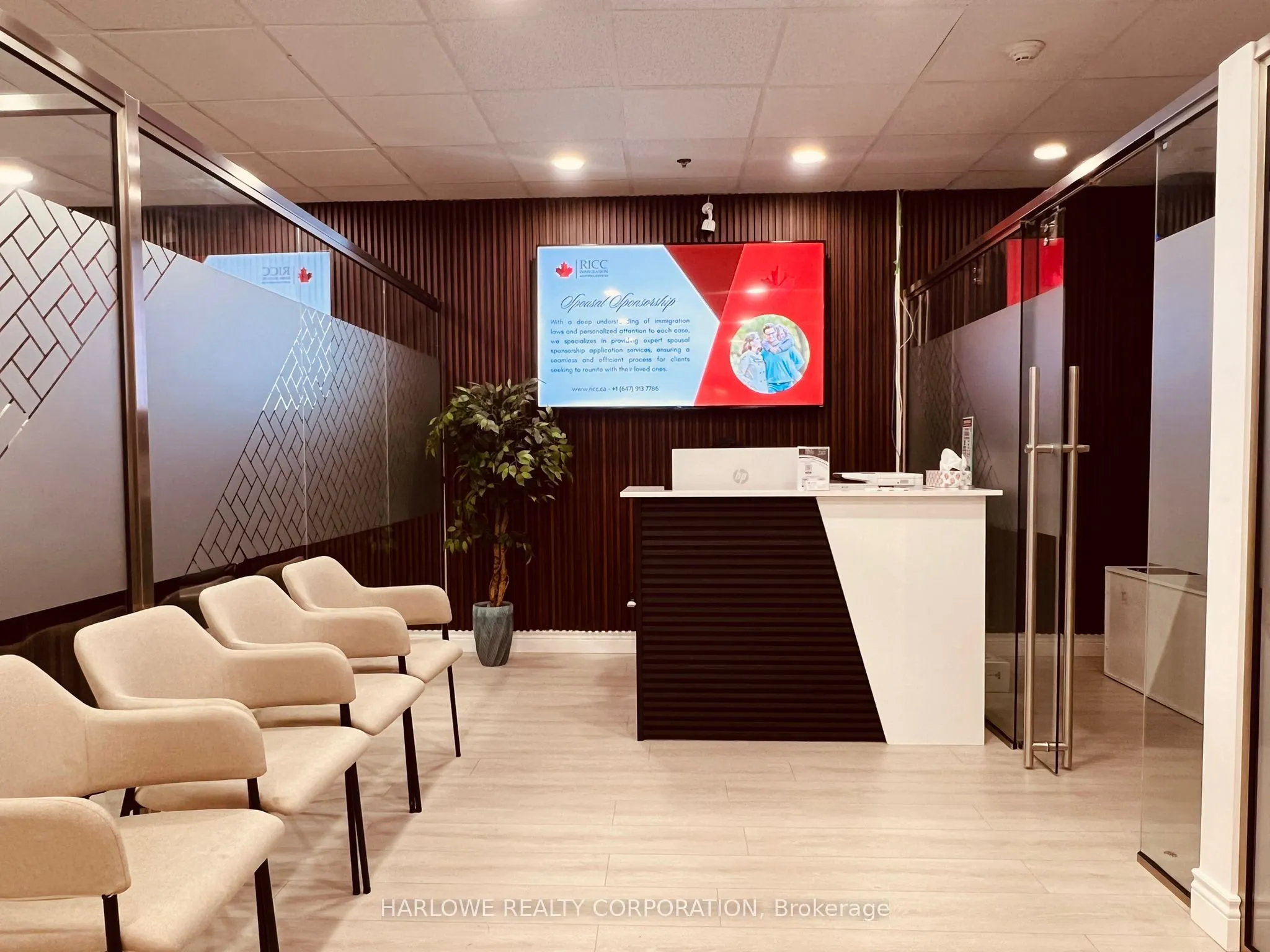 45 Overlea Boulevard, #116