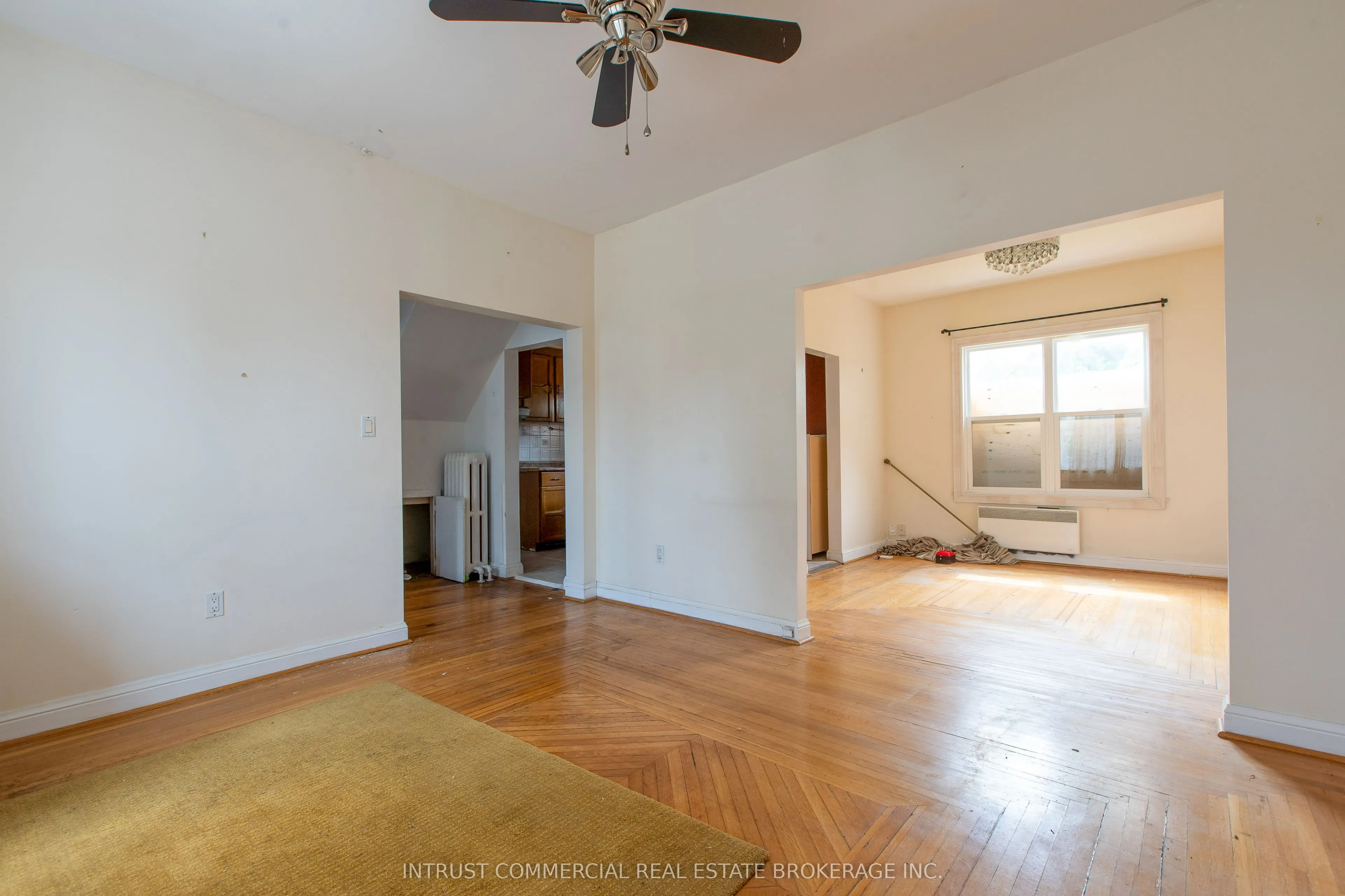 464 Oakwood Avenue