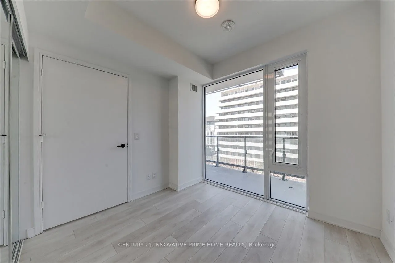 35 Rolling Mills Road E, ##N606