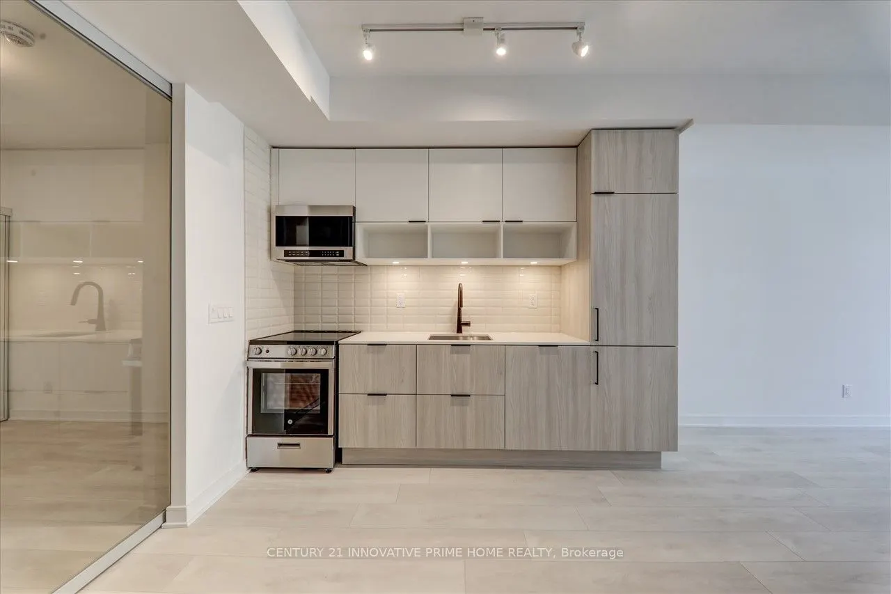 35 Rolling Mills Road E, ##N606