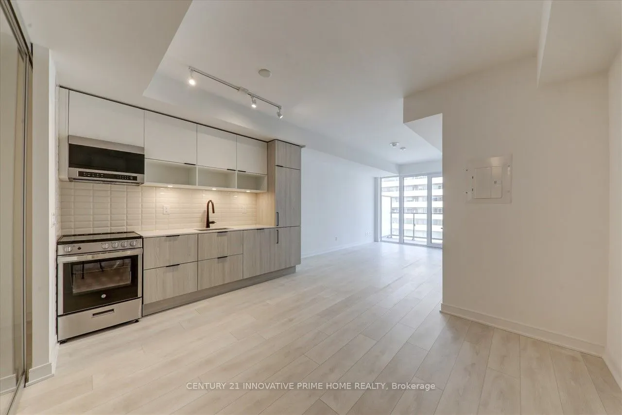 35 Rolling Mills Road E, ##N606