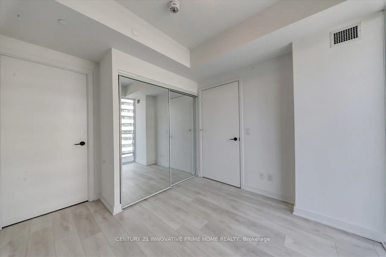 35 Rolling Mills Road E, ##N606