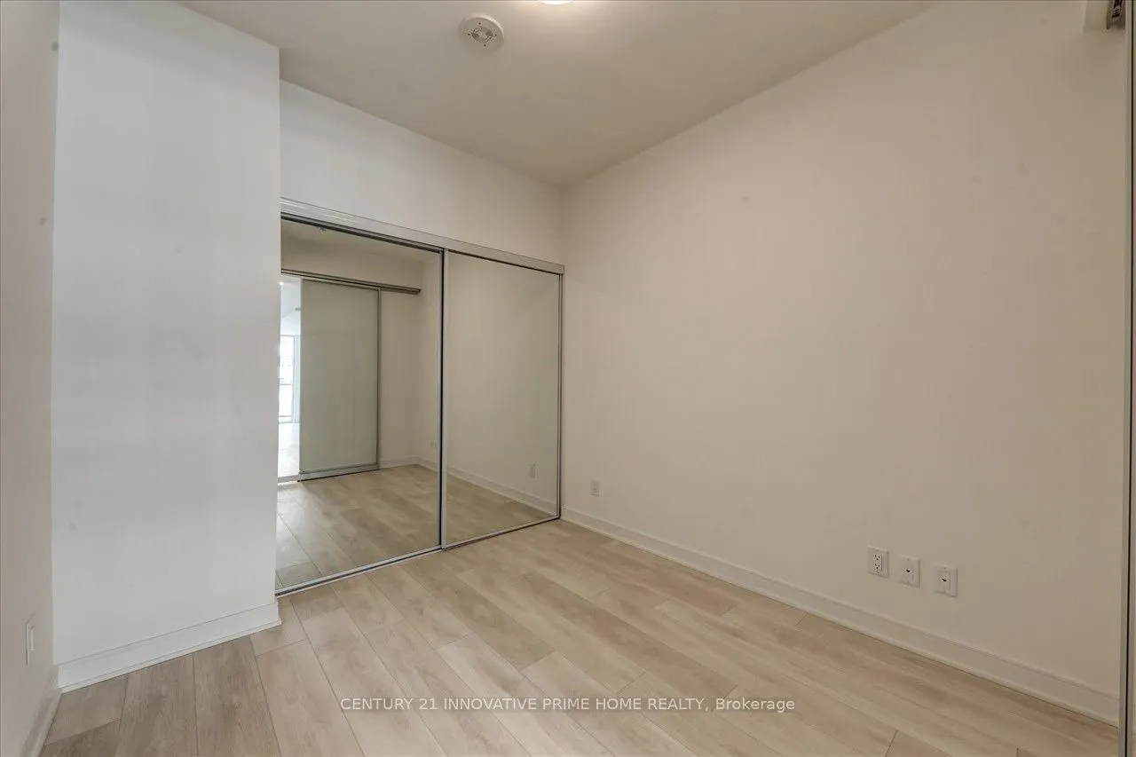 35 Rolling Mills Road E, ##N606