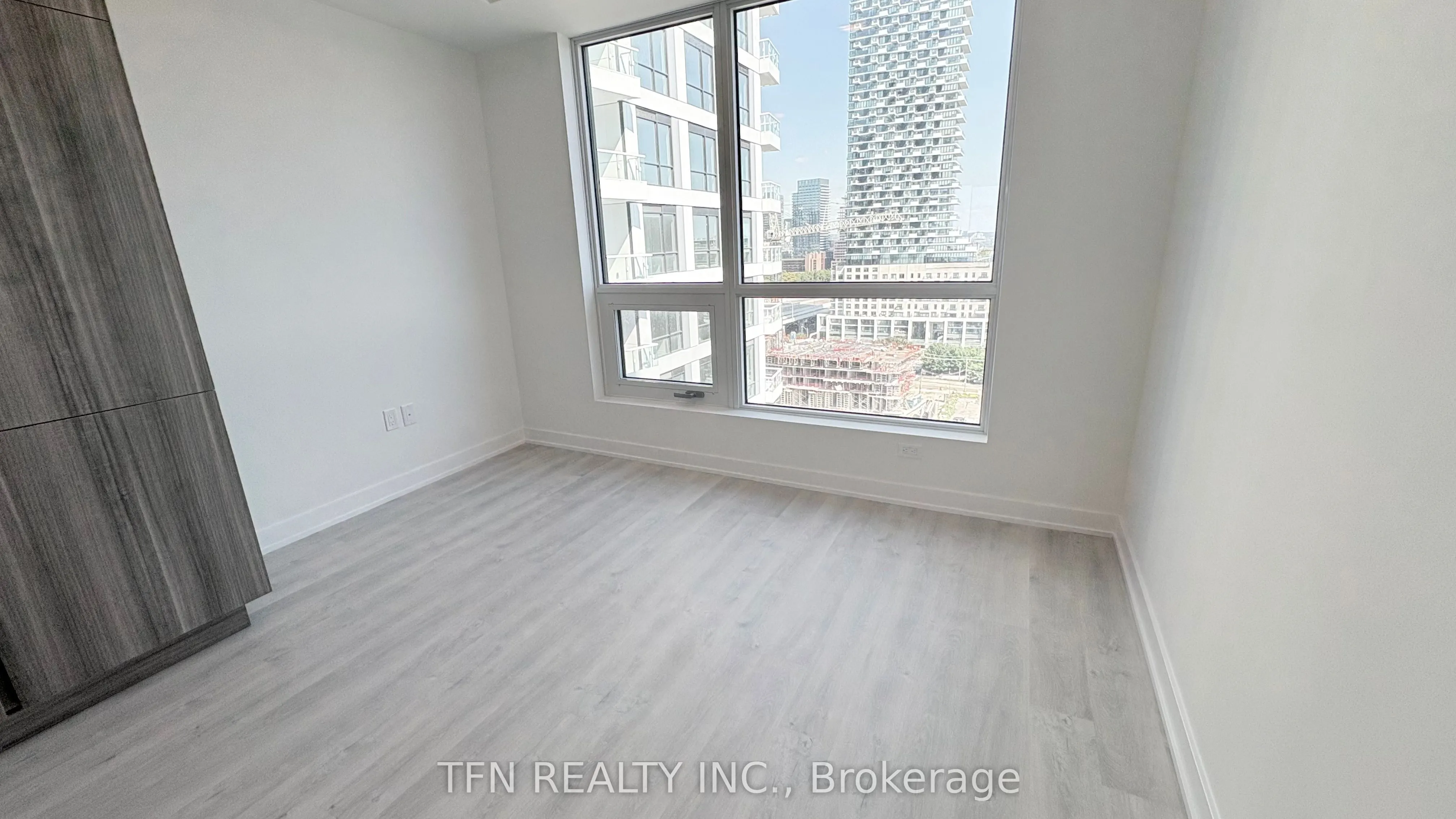 15 Richardson Street, #1412