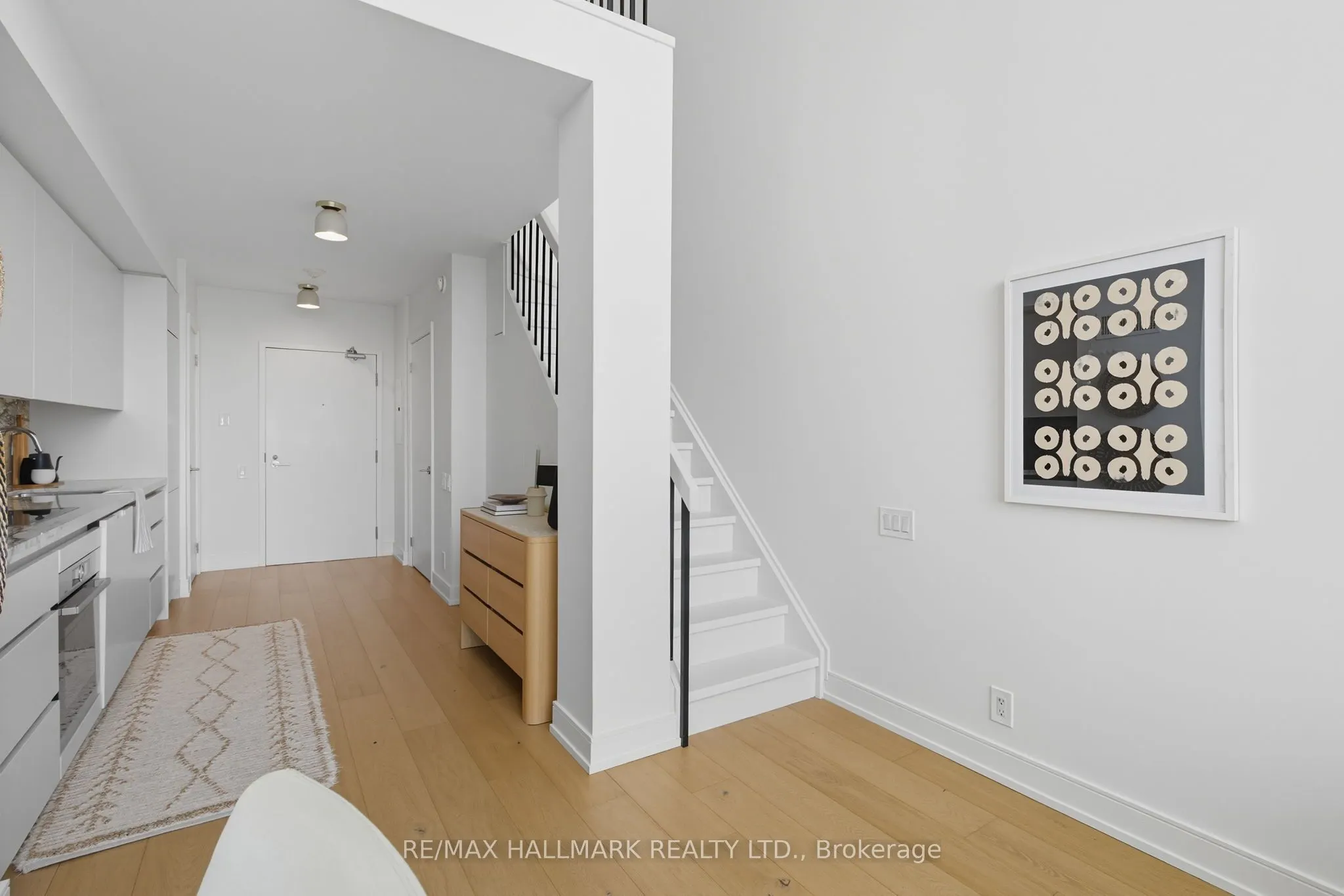 5 Hanna Avenue, #719
