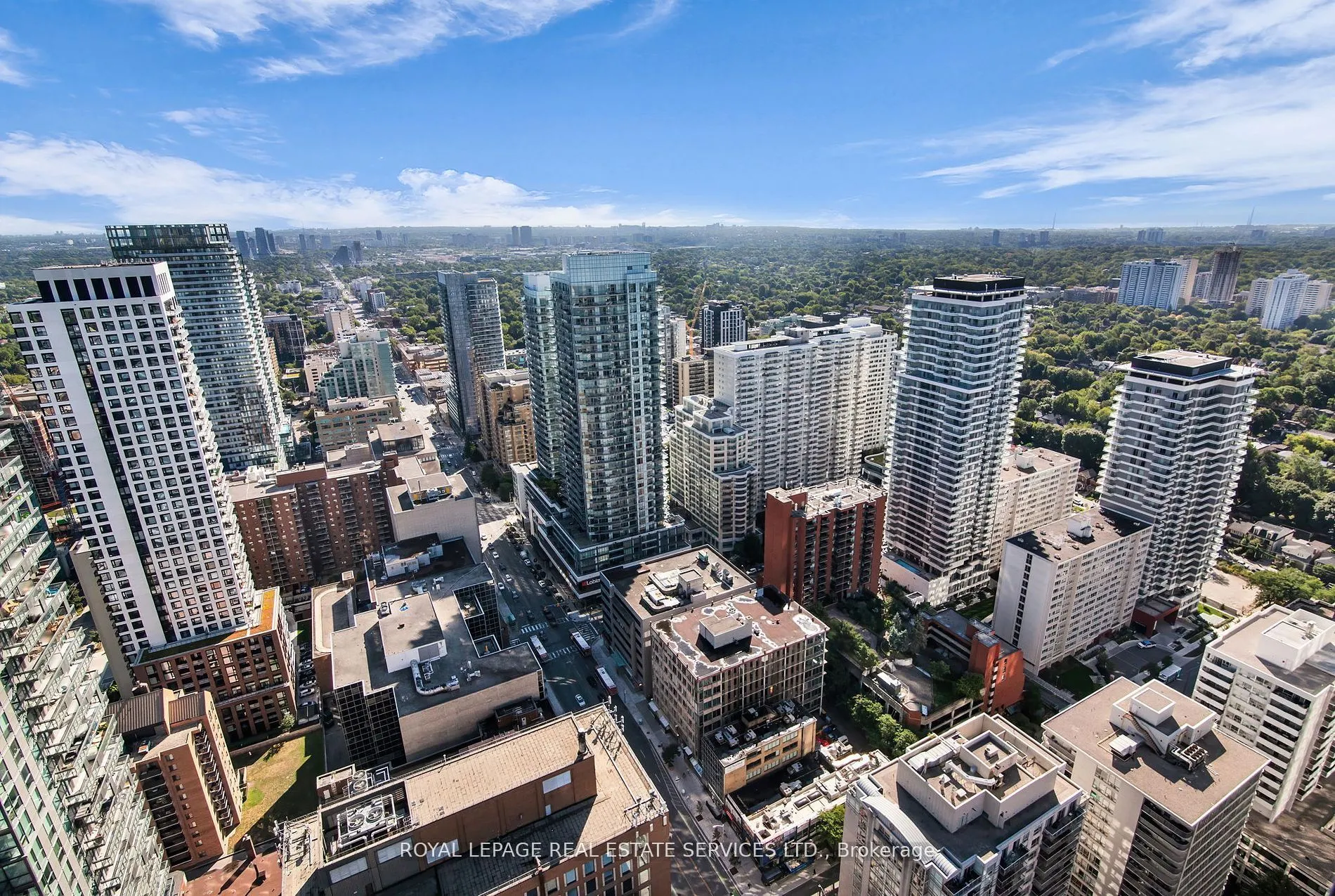 8 Eglinton Avenue E, #4008