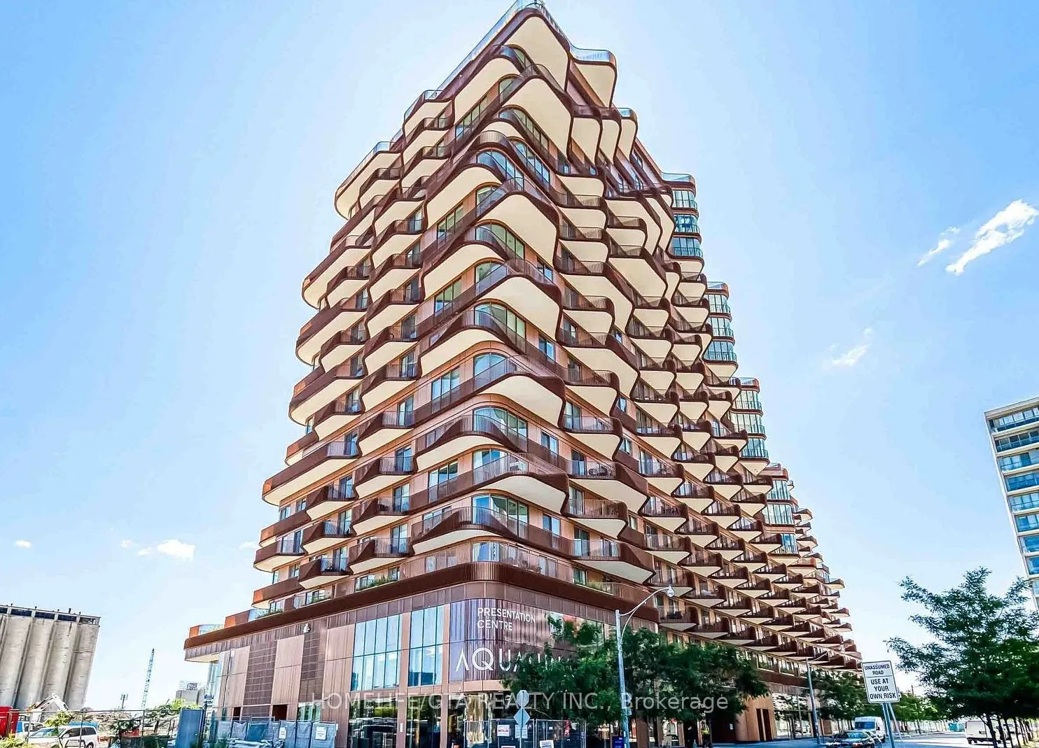 155 Merchants Wharf, #623