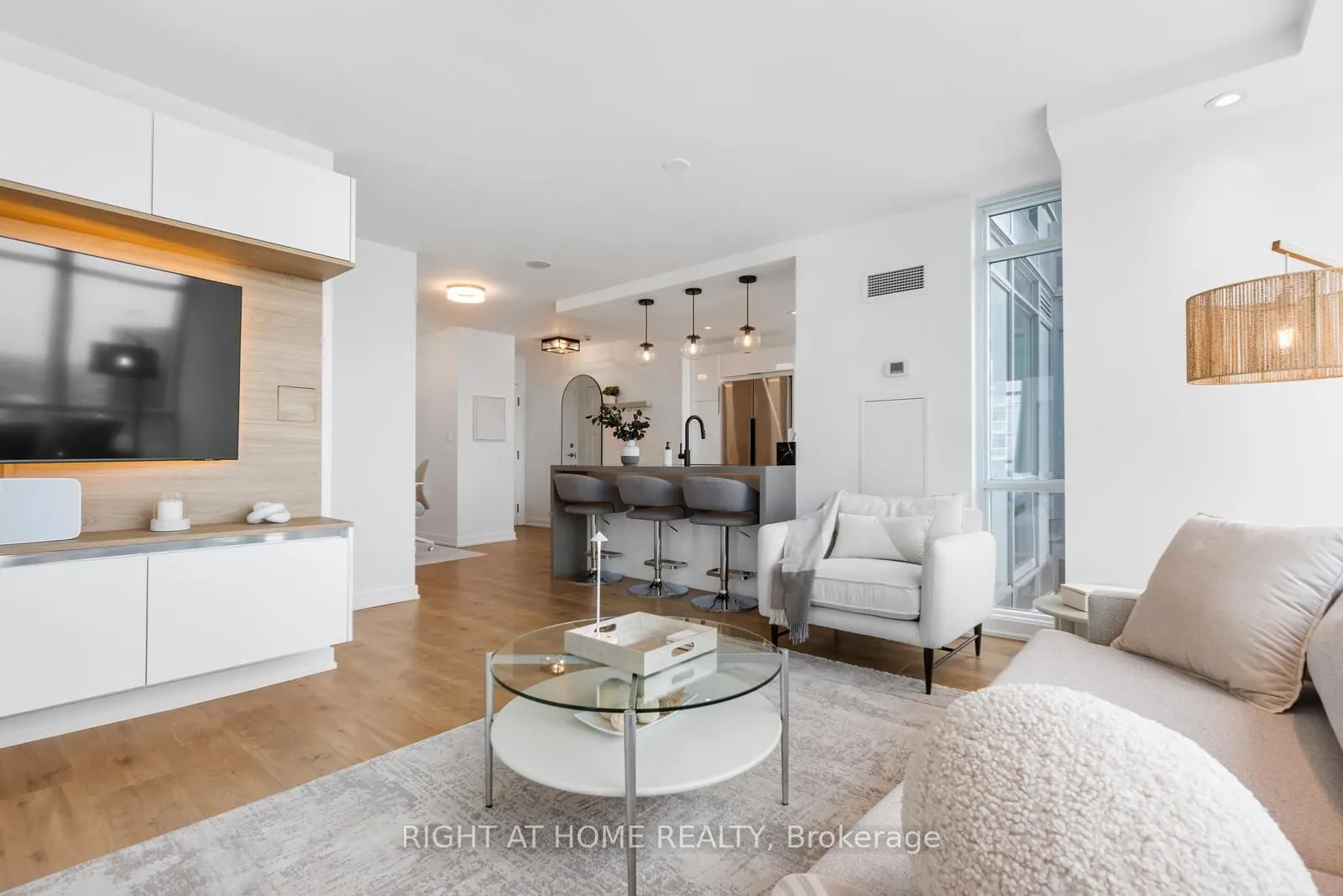11 Brunel Court, #5206