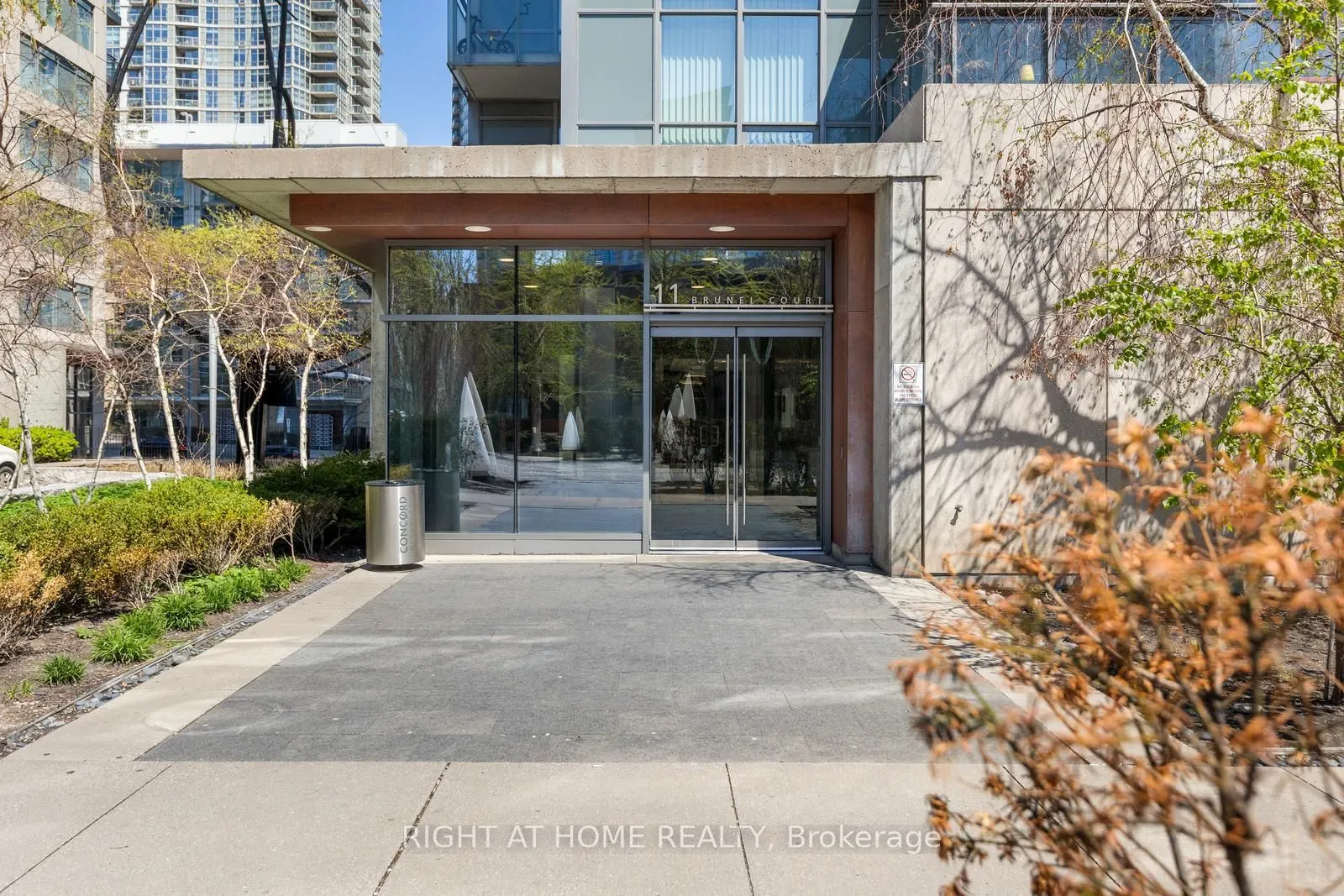 11 Brunel Court, #5206