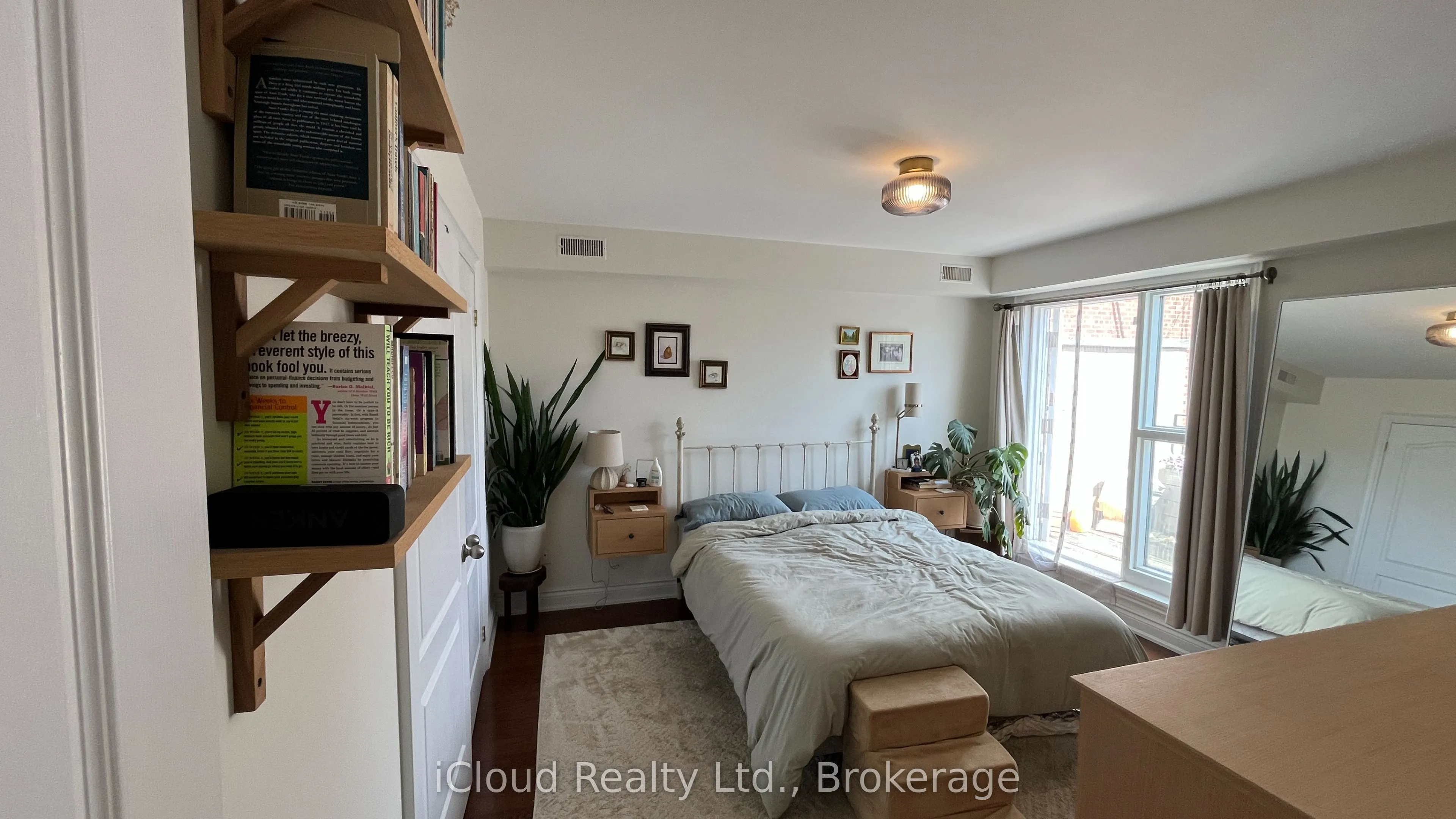 157 Christie Street, #3