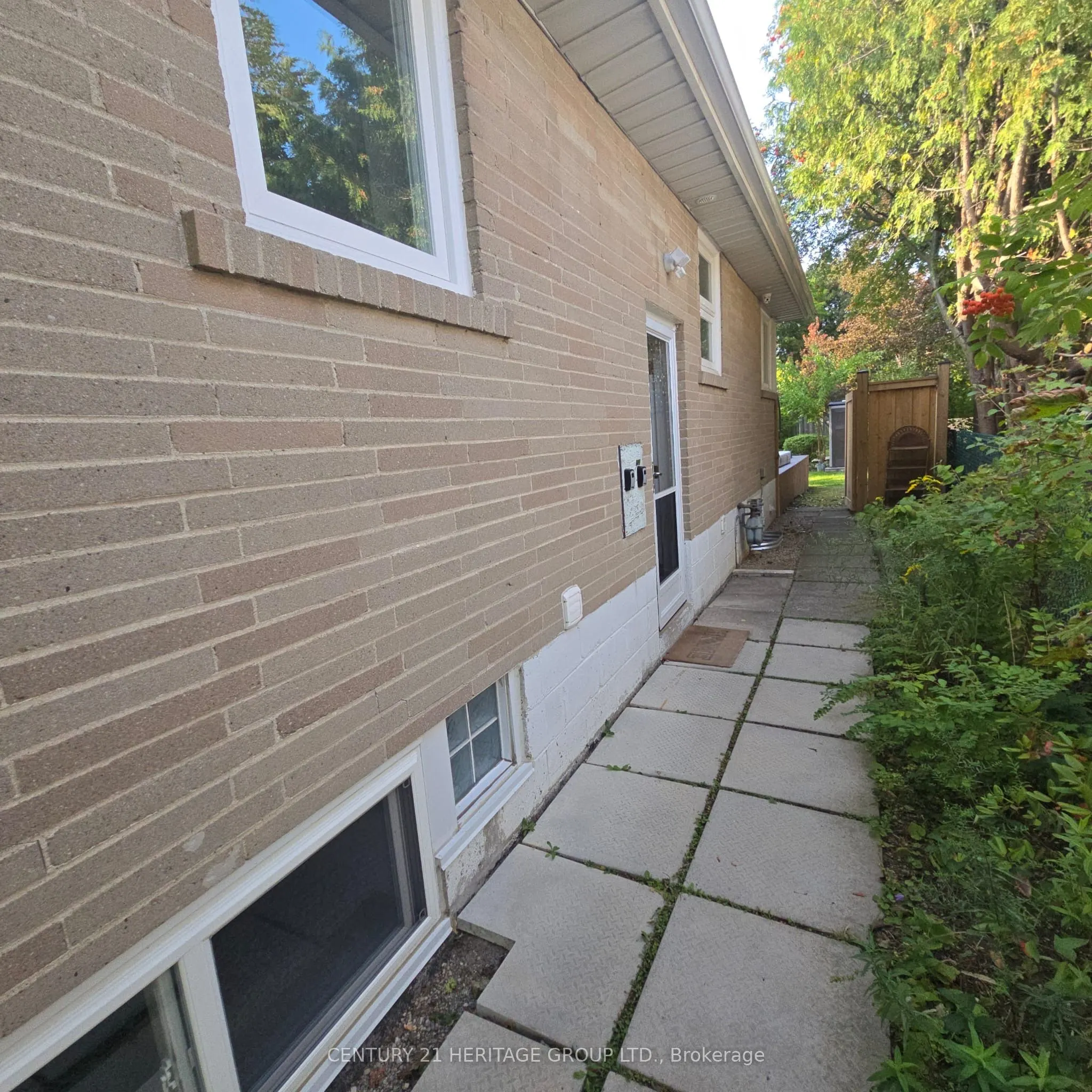 424 Drewry Avenue, #Lower